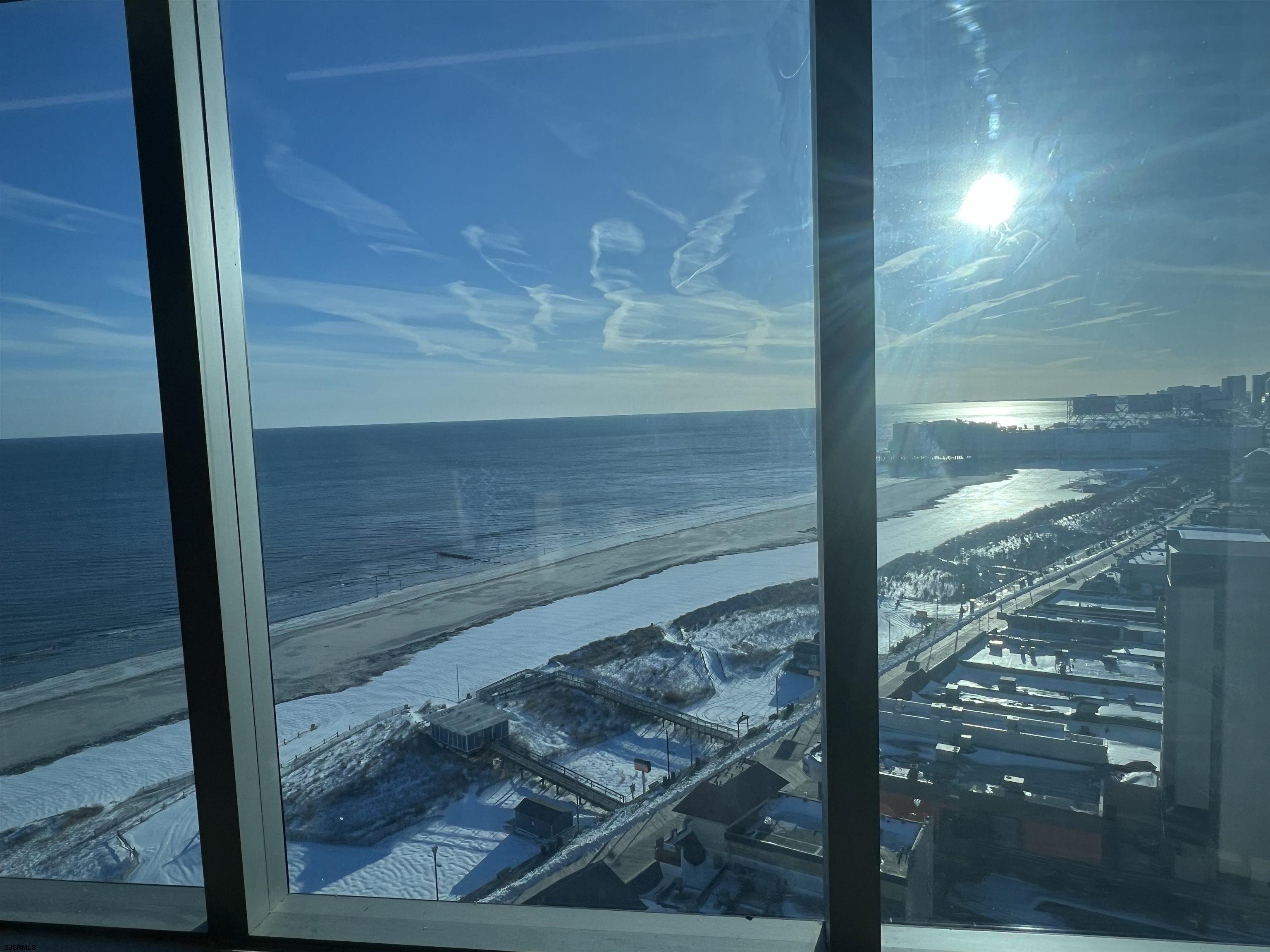 1515 Boardwalk Unit: 1809