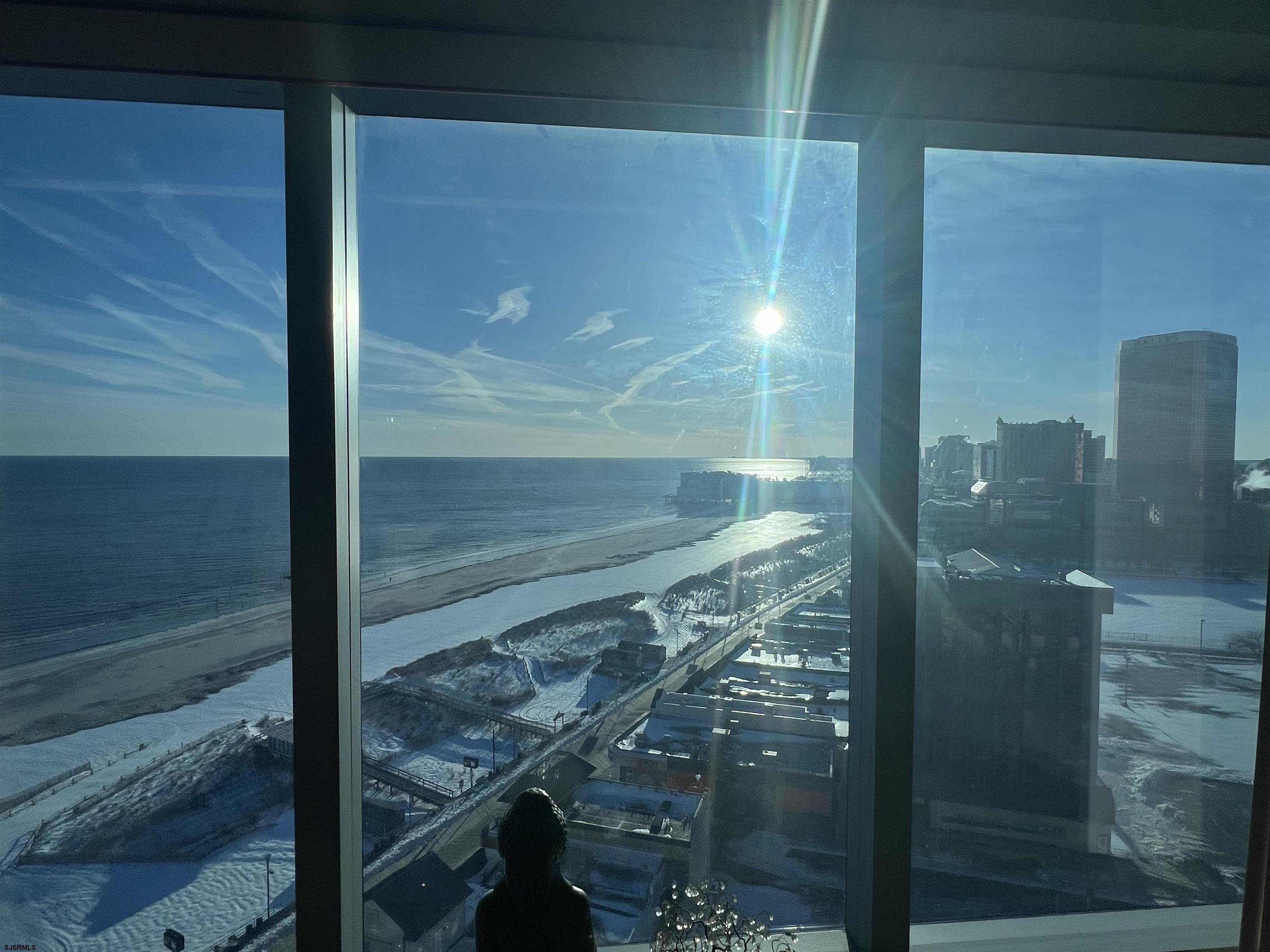 1515 Boardwalk Unit: 1809