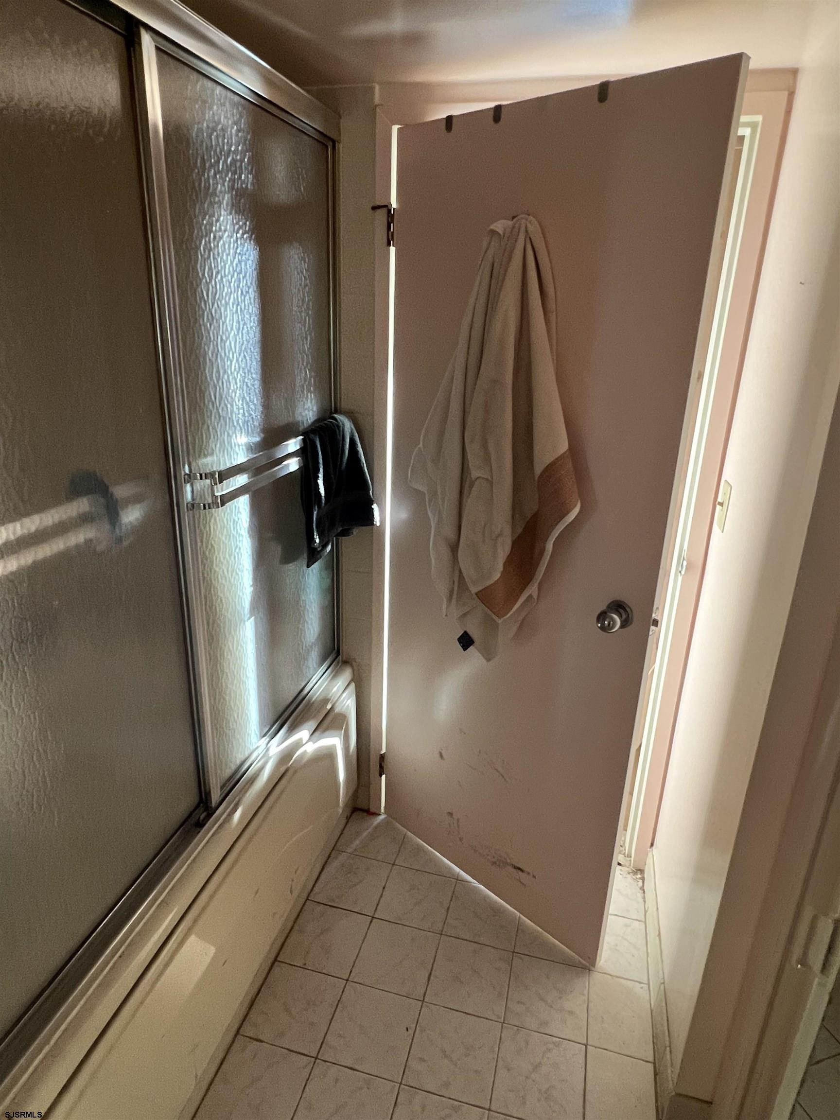 1515 Boardwalk Unit: 1809