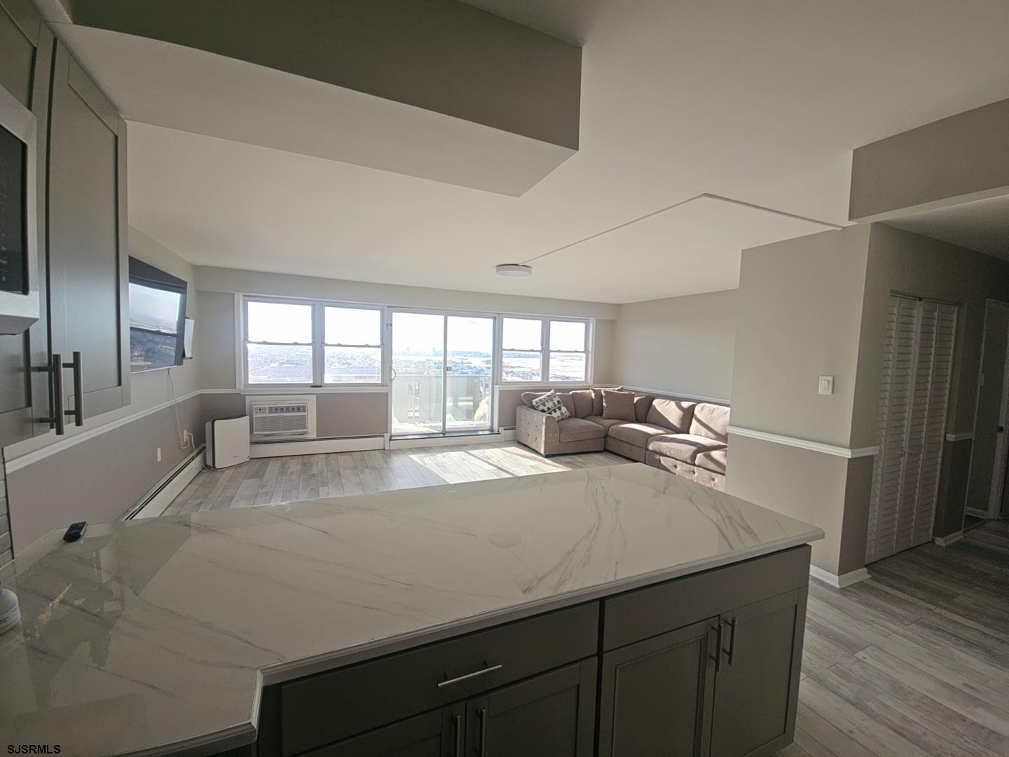 3817 Ventnor Ave Unit: 1208