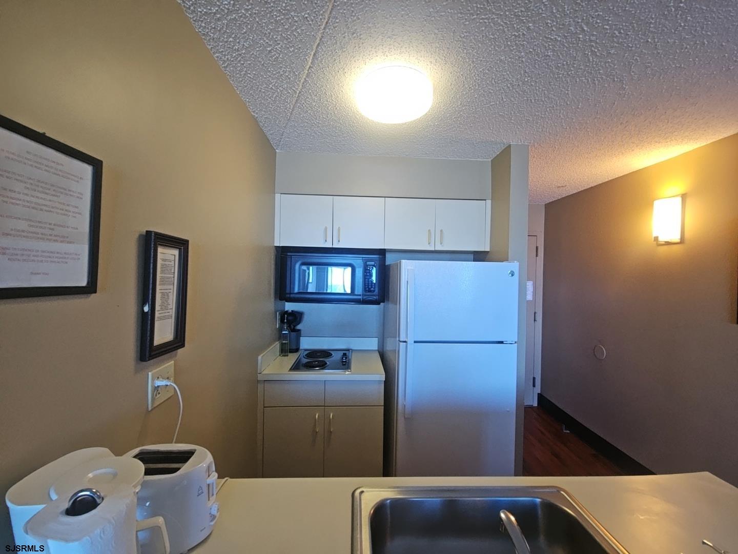 1515 Boardwalk Unit: 2102