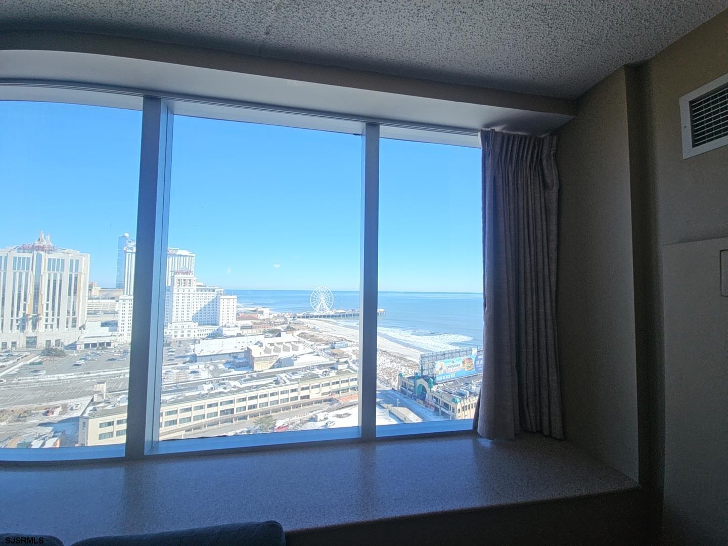 1515 Boardwalk Unit: 2102