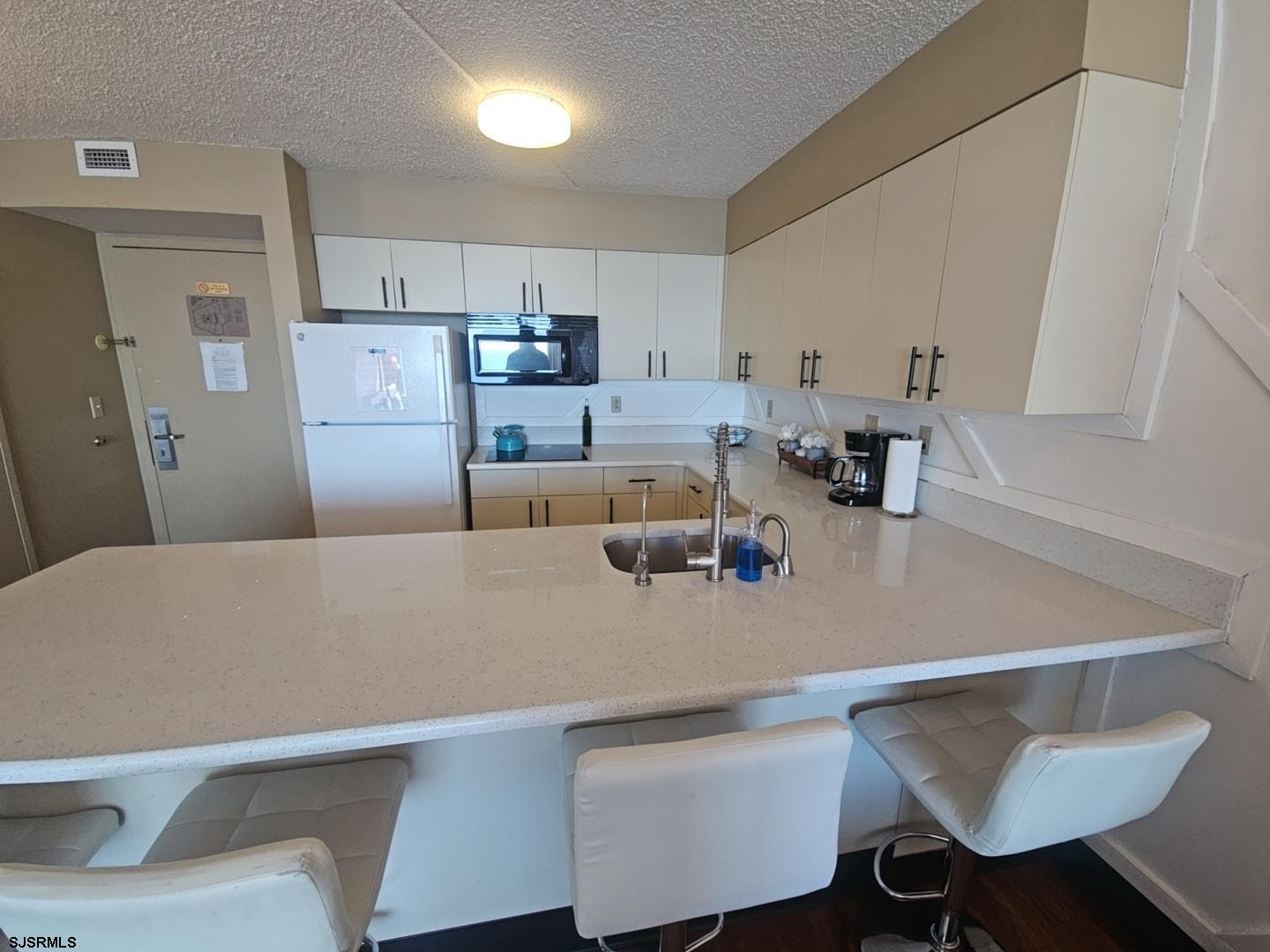 1515 Boardwalk Unit: 2709