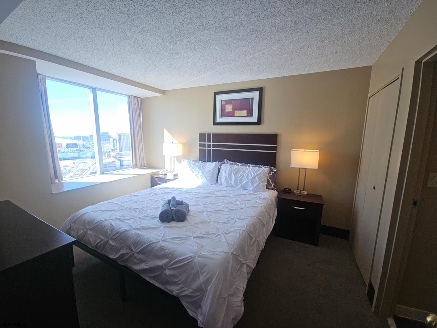 1515 Boardwalk Unit: 2709