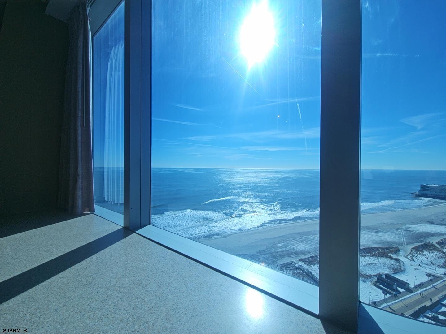 1515 Boardwalk Unit: 2709