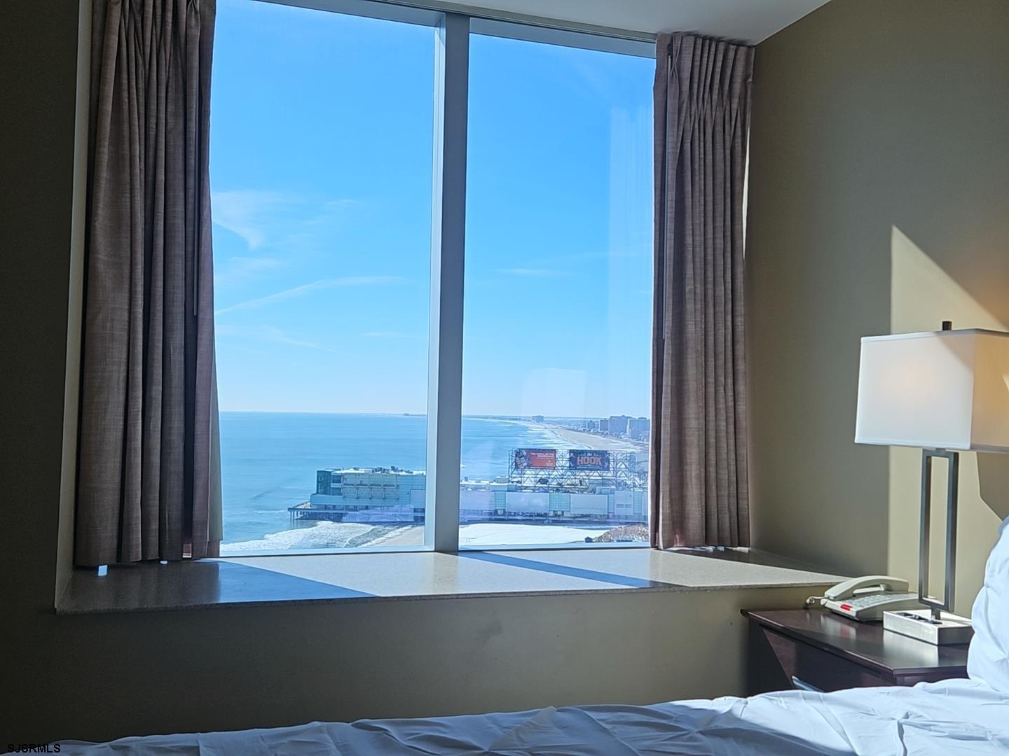 1515 Boardwalk Unit: 2709