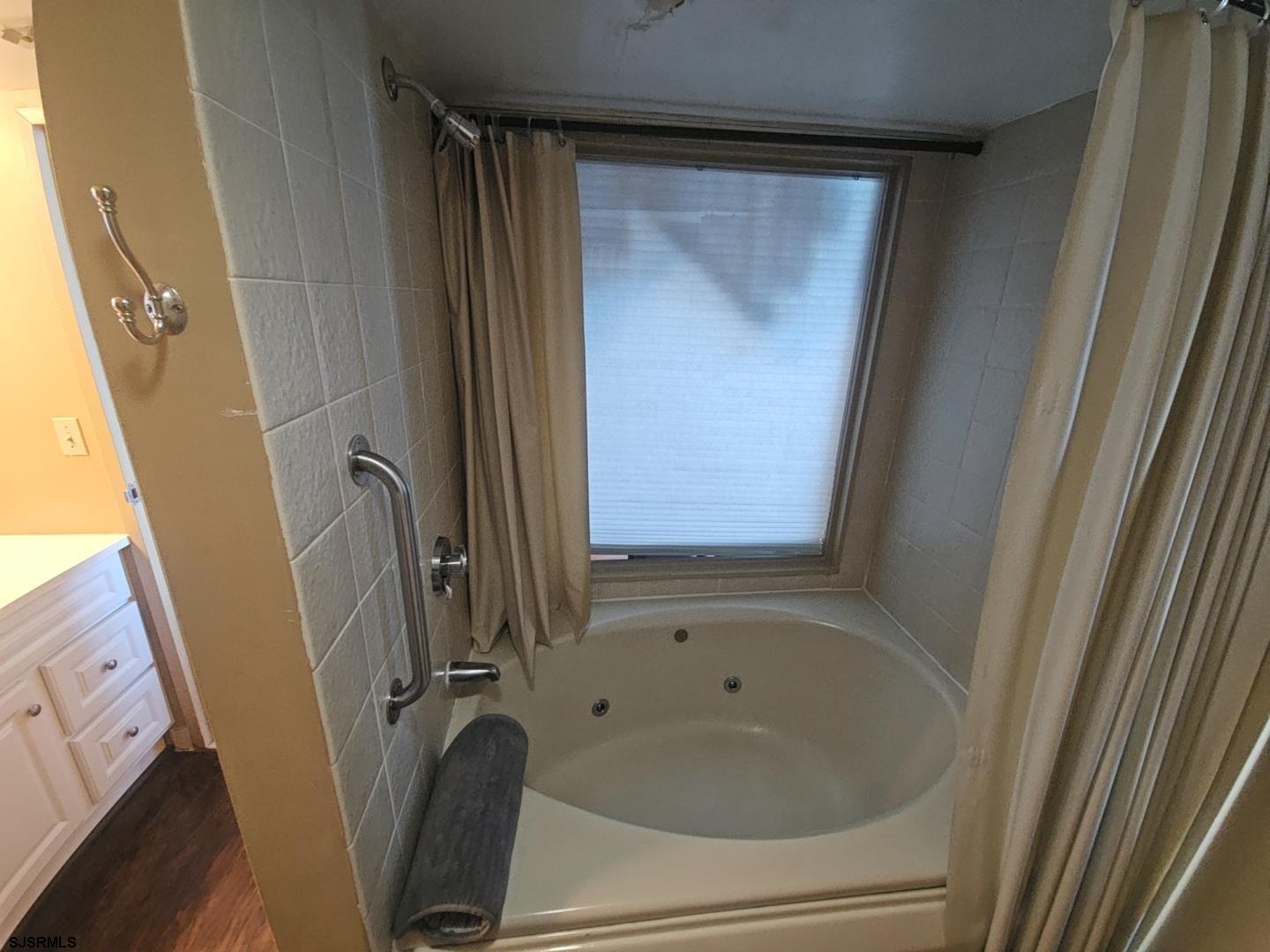 1515 Boardwalk Unit: 2709