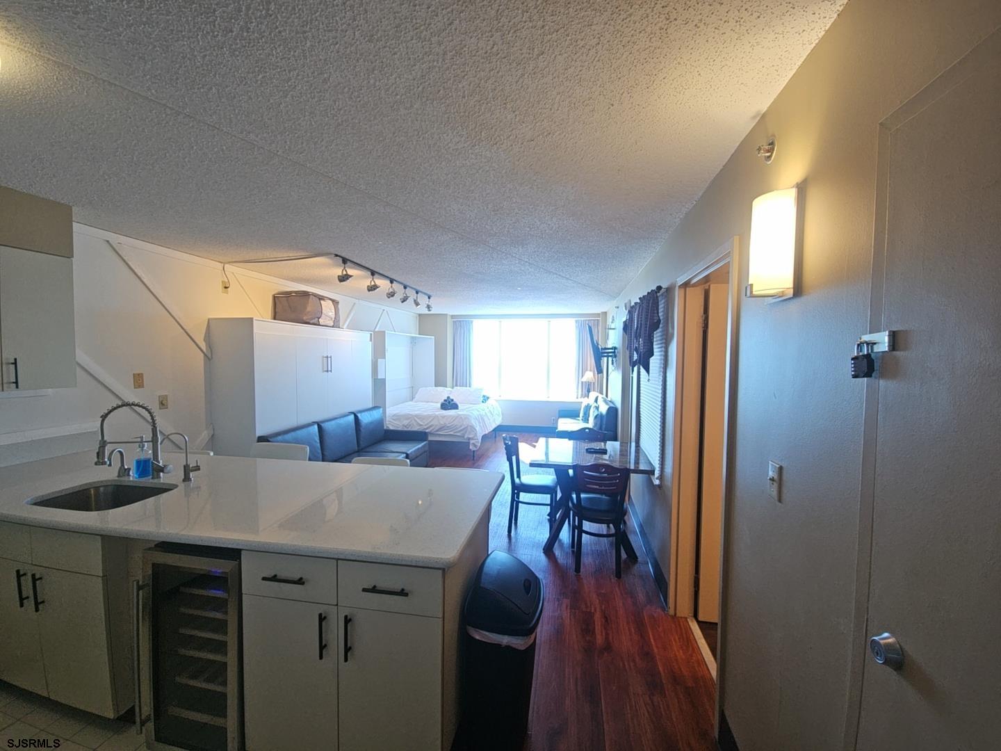 1515 Boardwalk Unit: 2709