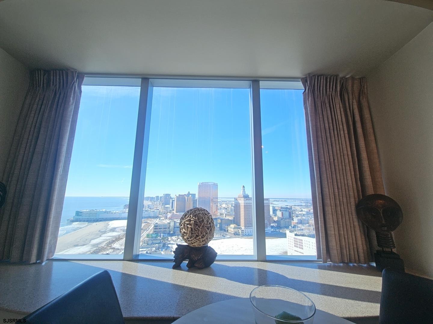 1515 Boardwalk Unit: 2910
