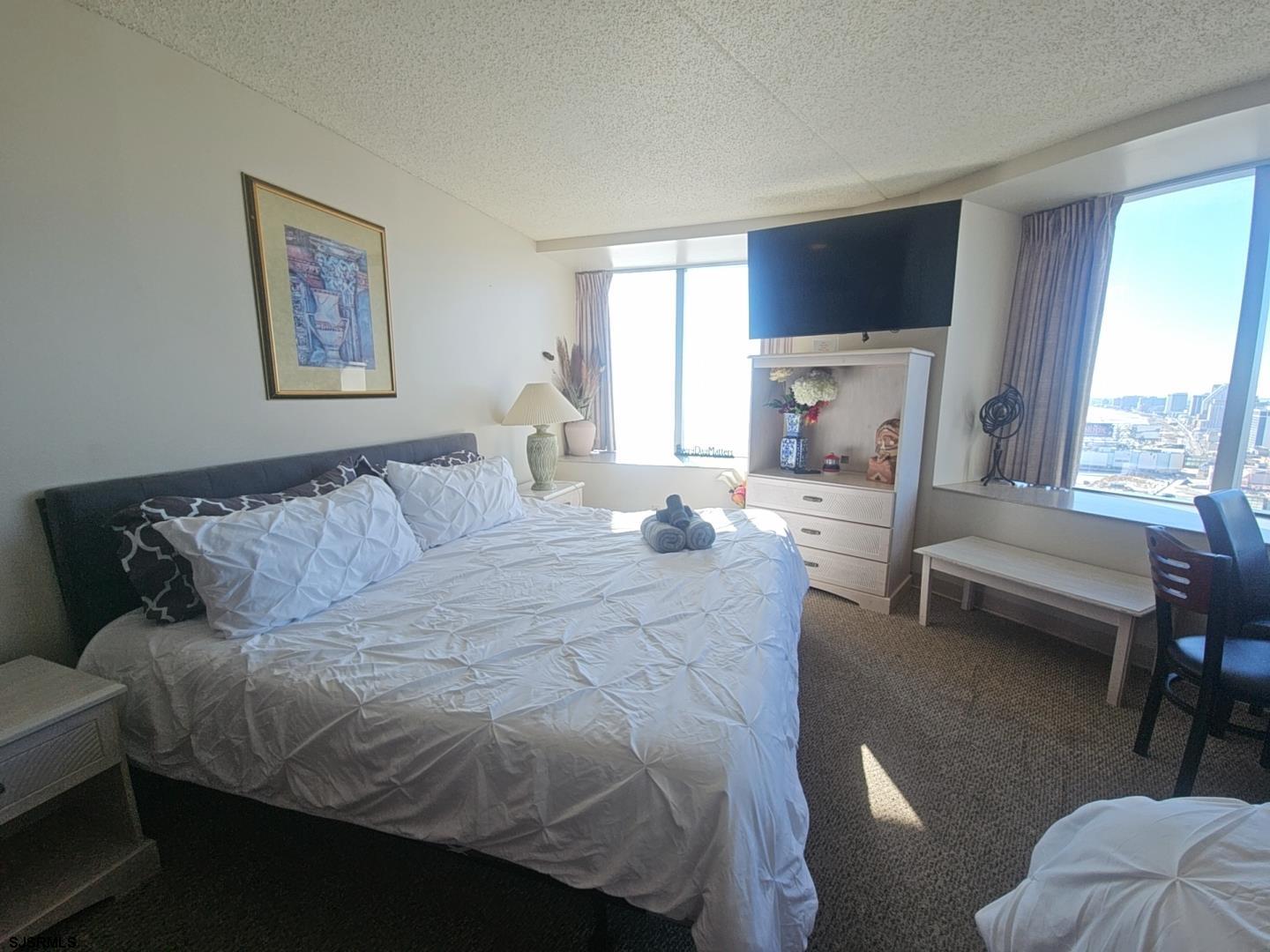 1515 Boardwalk Unit: 2910