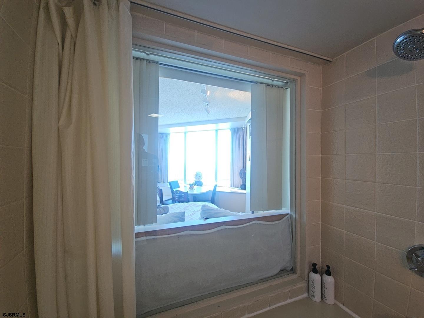 1515 Boardwalk Unit: 2910
