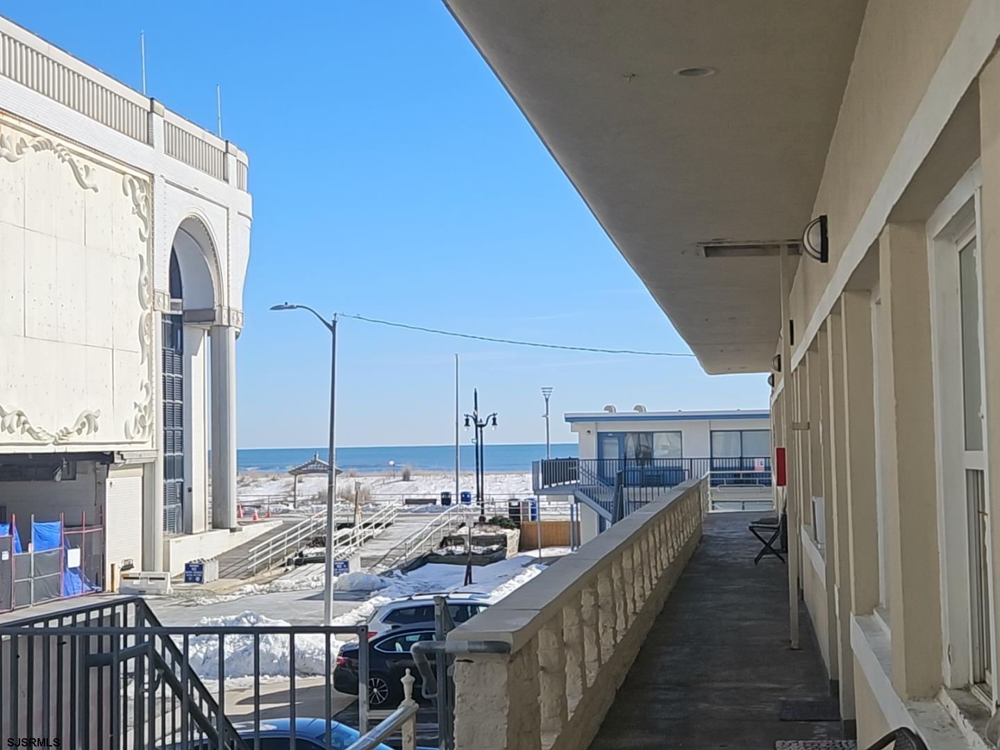 132 S Providence Ave Unit: 220