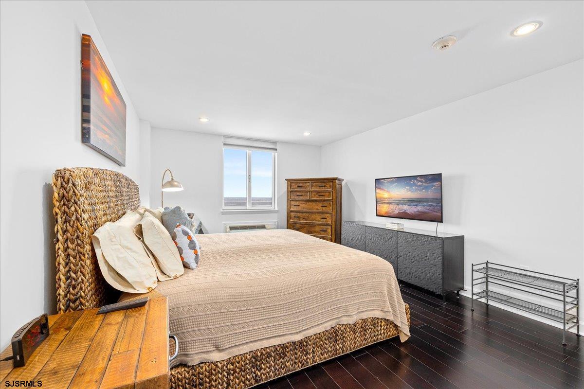 9600 Atlantic Ave Unit: 1808