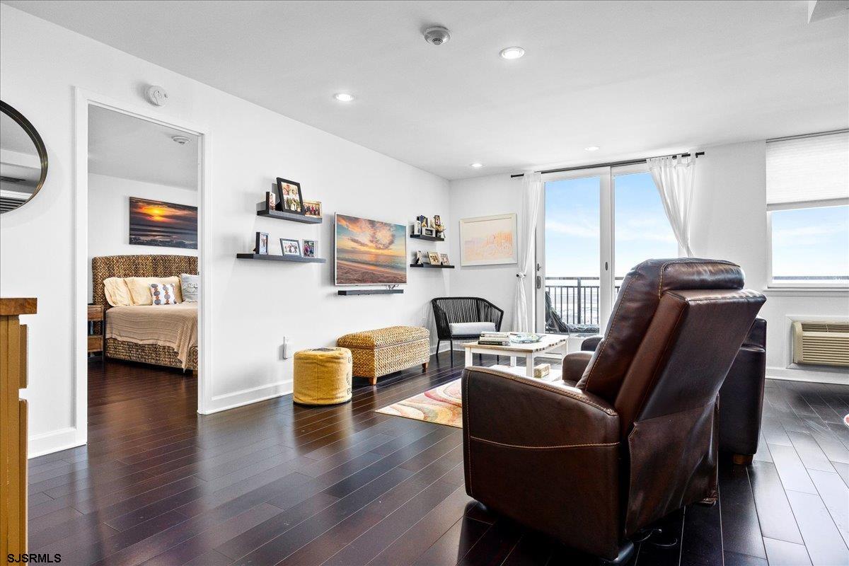 9600 Atlantic Ave Unit: 1808