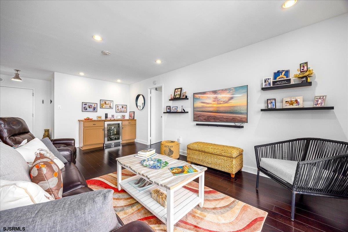 9600 Atlantic Ave Unit: 1808