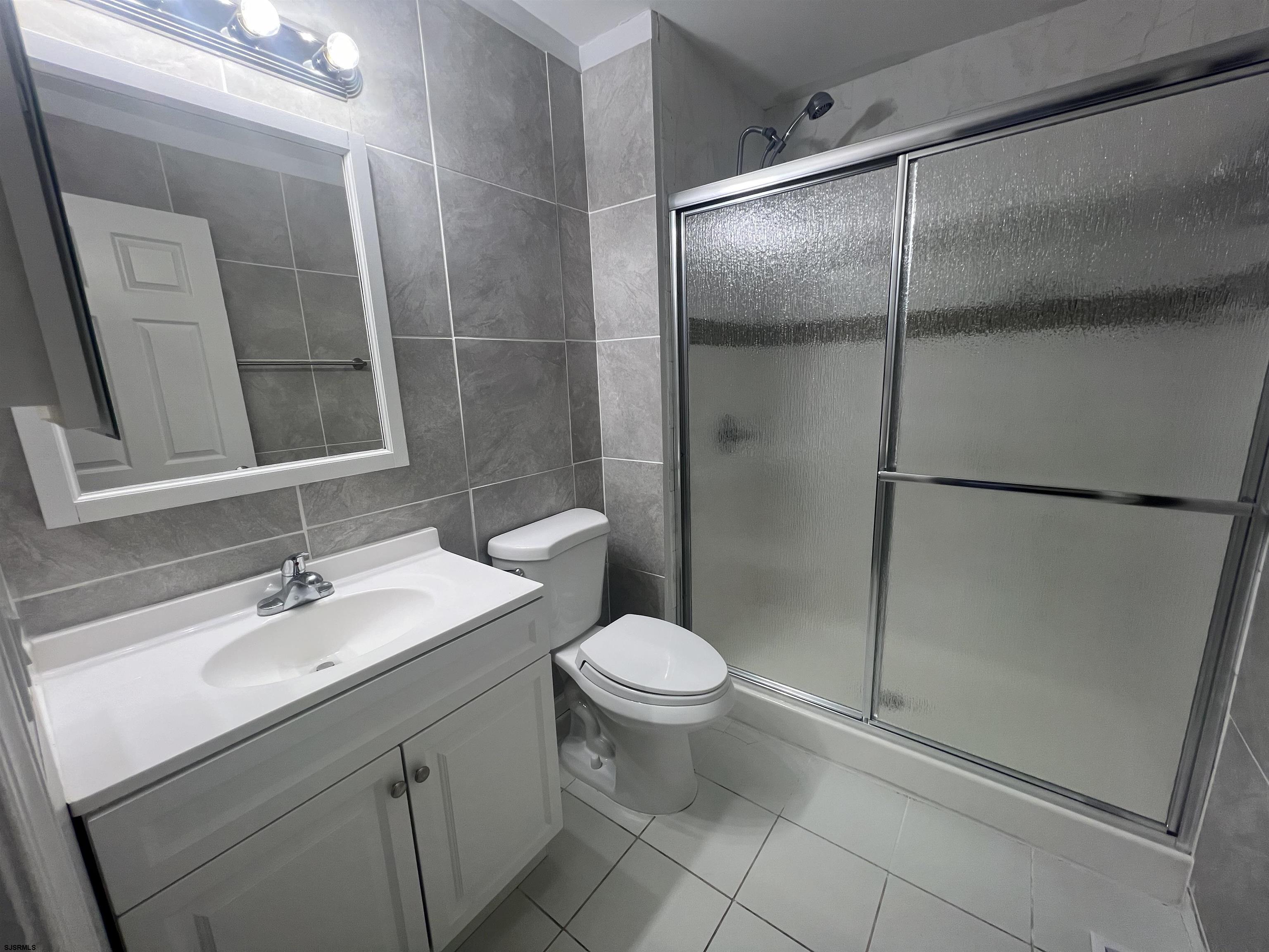 14 Windjammer Ct Unit: 14