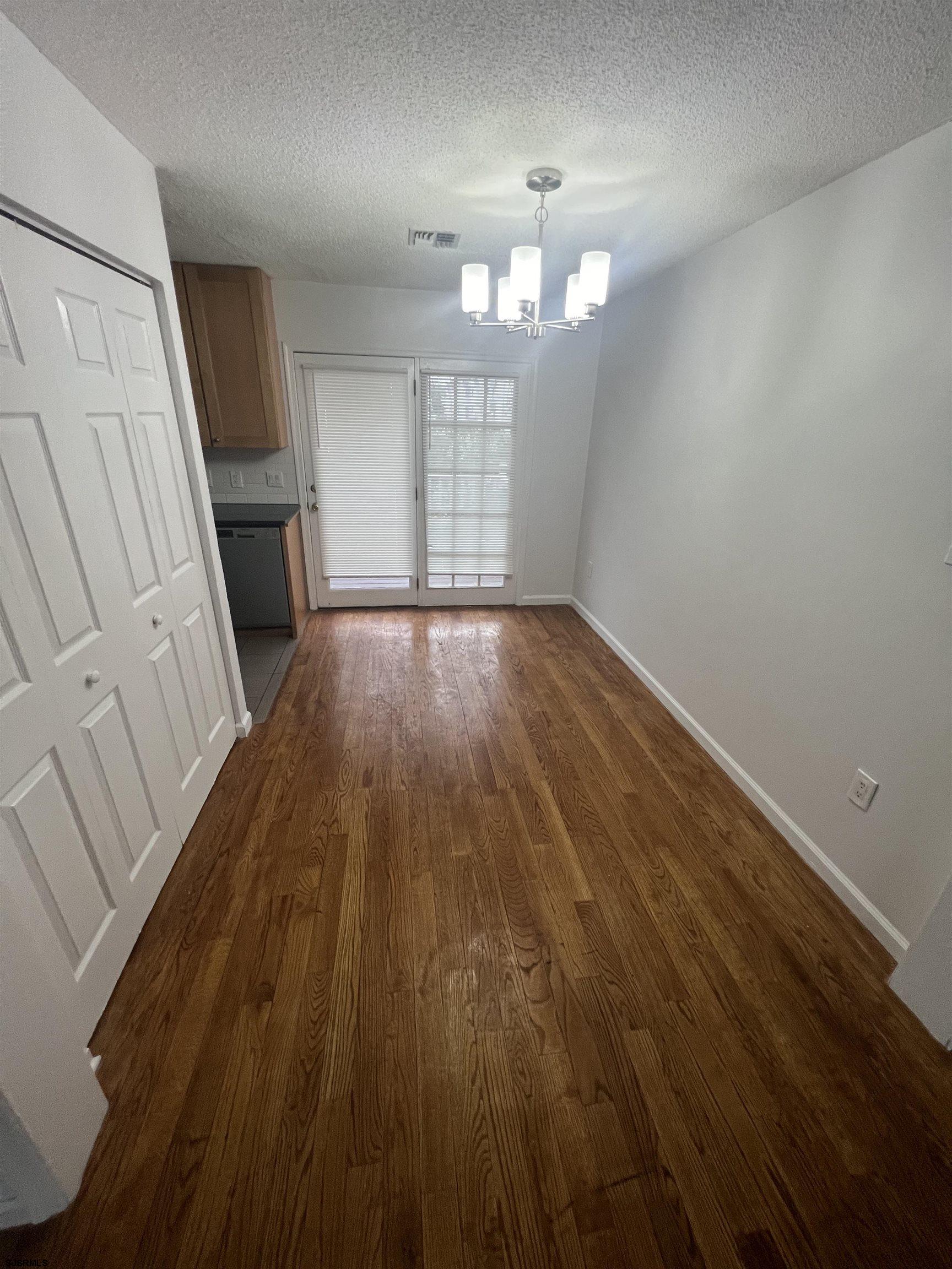 14 Windjammer Ct Unit: 14