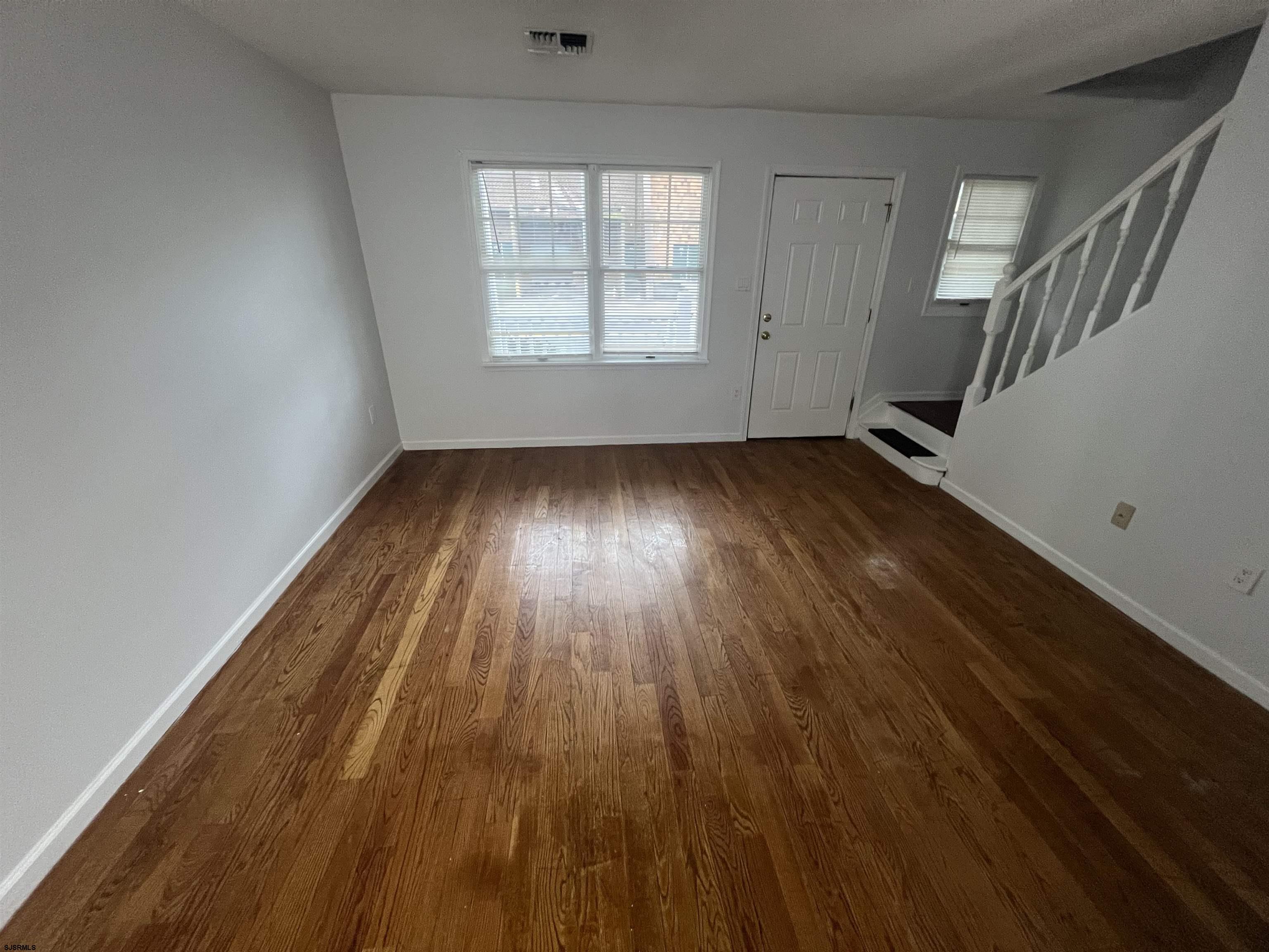 14 Windjammer Ct Unit: 14
