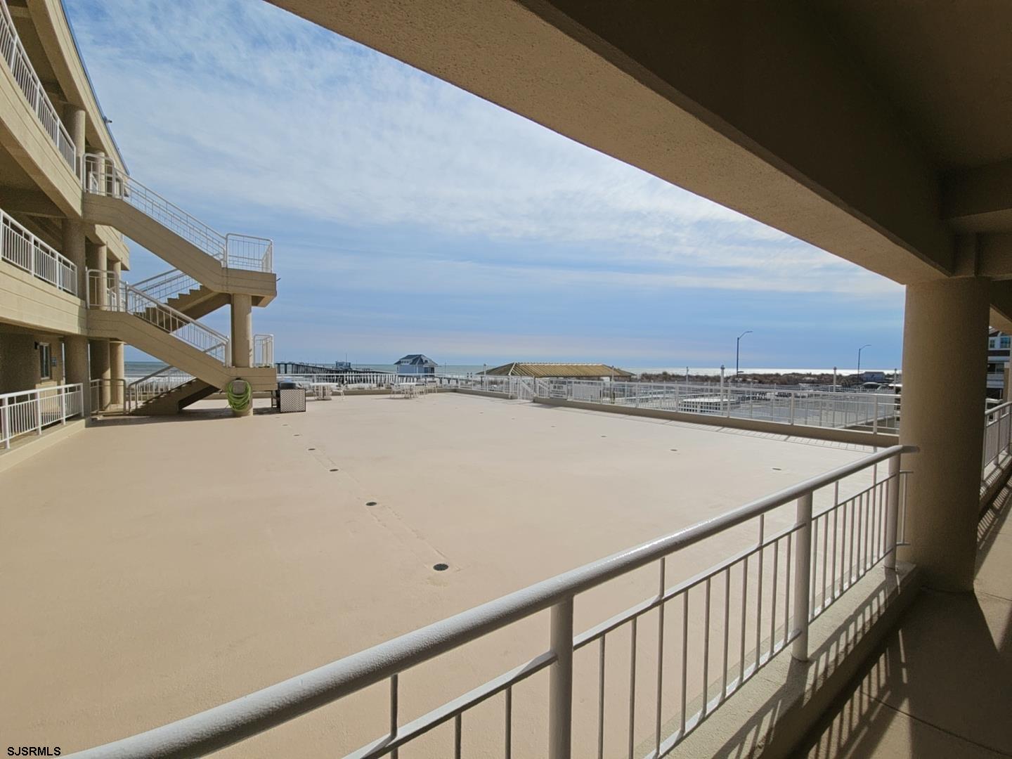 6100 Boardwalk
