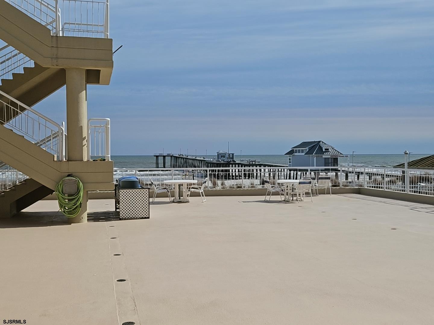 6100 Boardwalk
