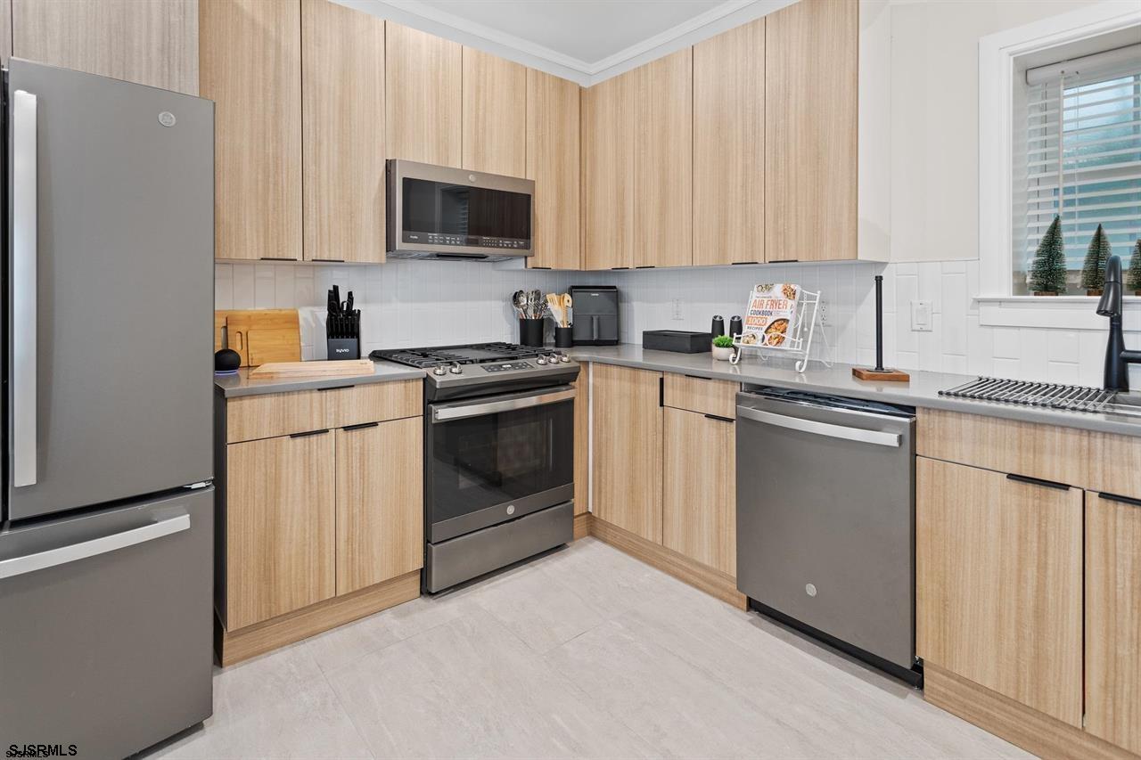 102 S Ocean Ave