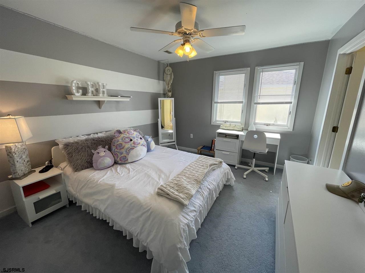 12 Seaside Ct