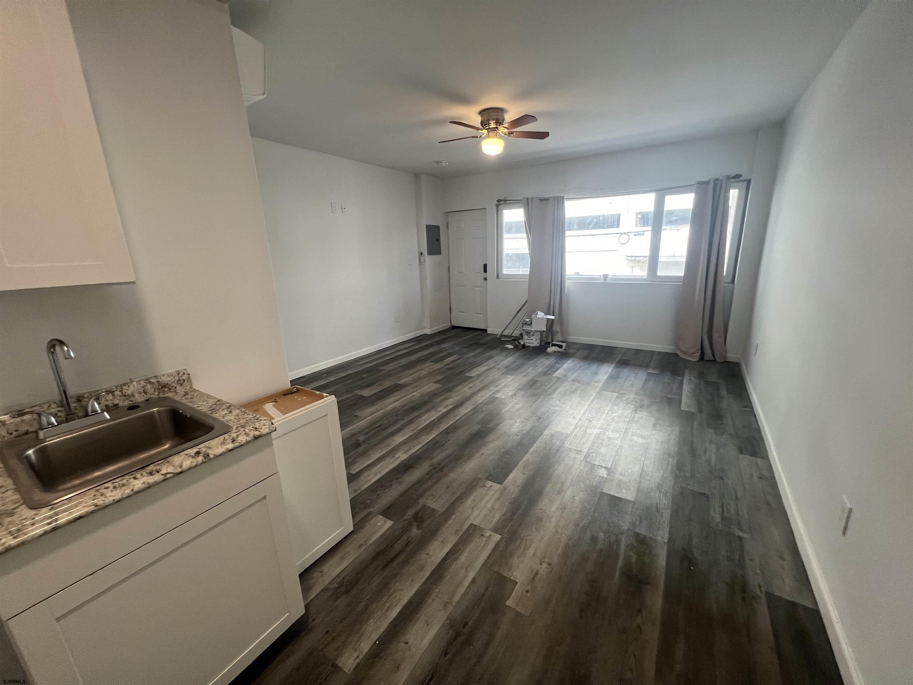 3501 Pacific Ave Unit: 90