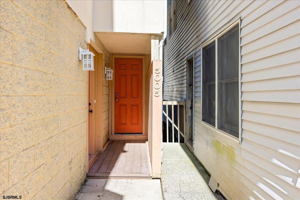 5005 Winchester Ave Unit: 1
