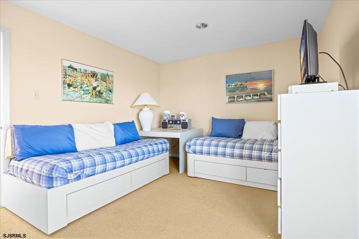 5005 Winchester Ave Unit: 1