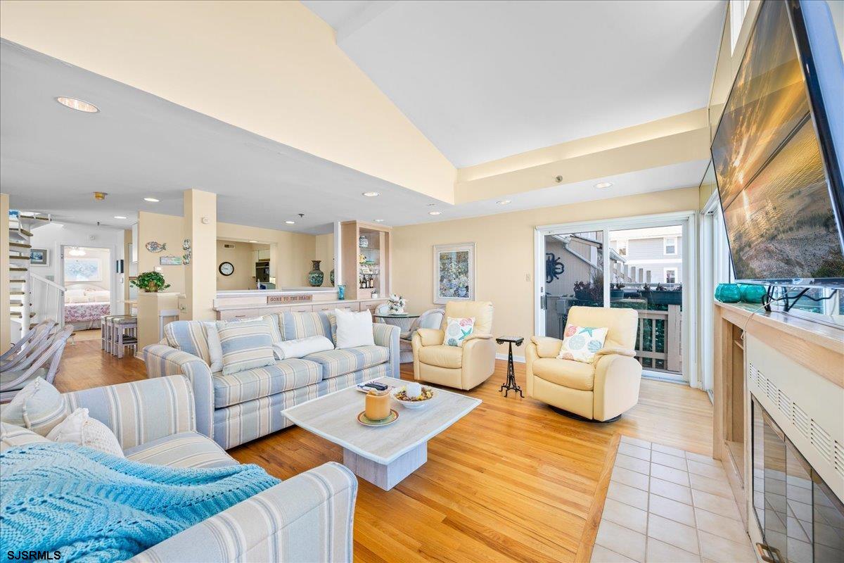 5005 Winchester Ave Unit: 1