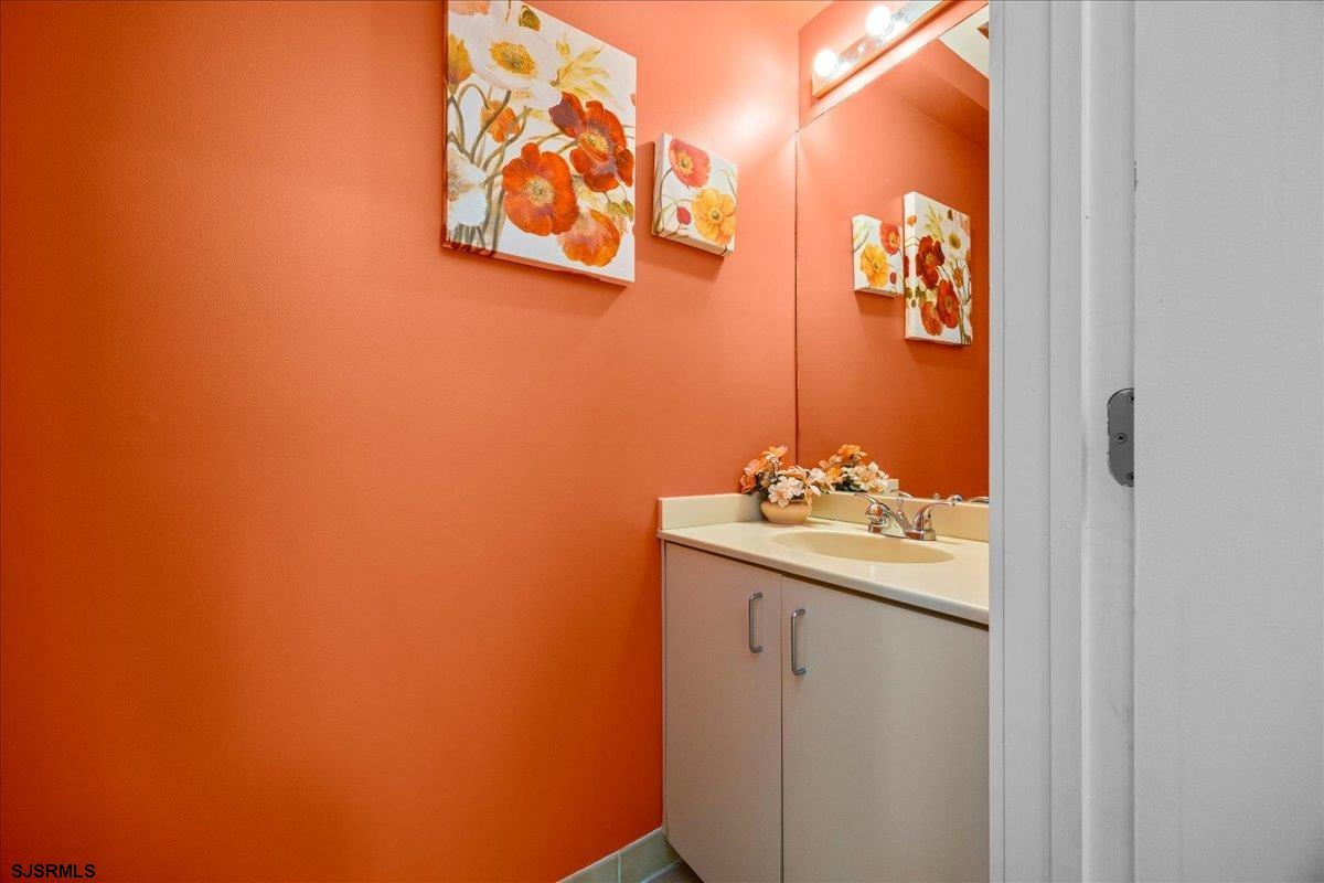 5005 Winchester Ave Unit: 1