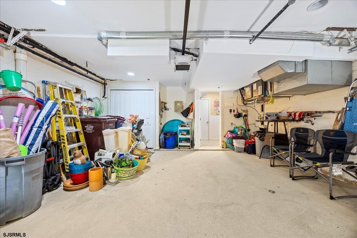 5005 Winchester Ave Unit: 1