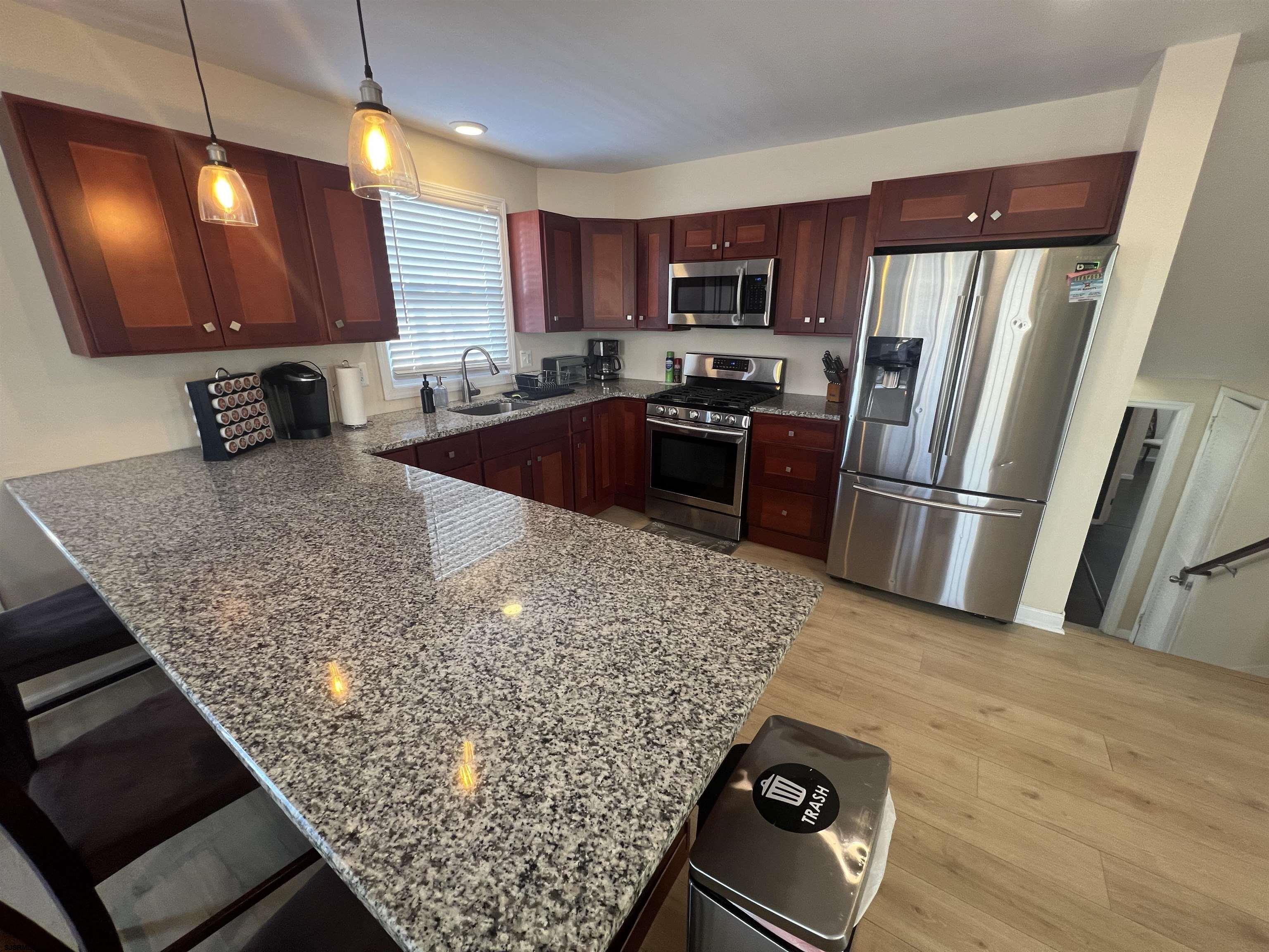 239 N Derby Ave