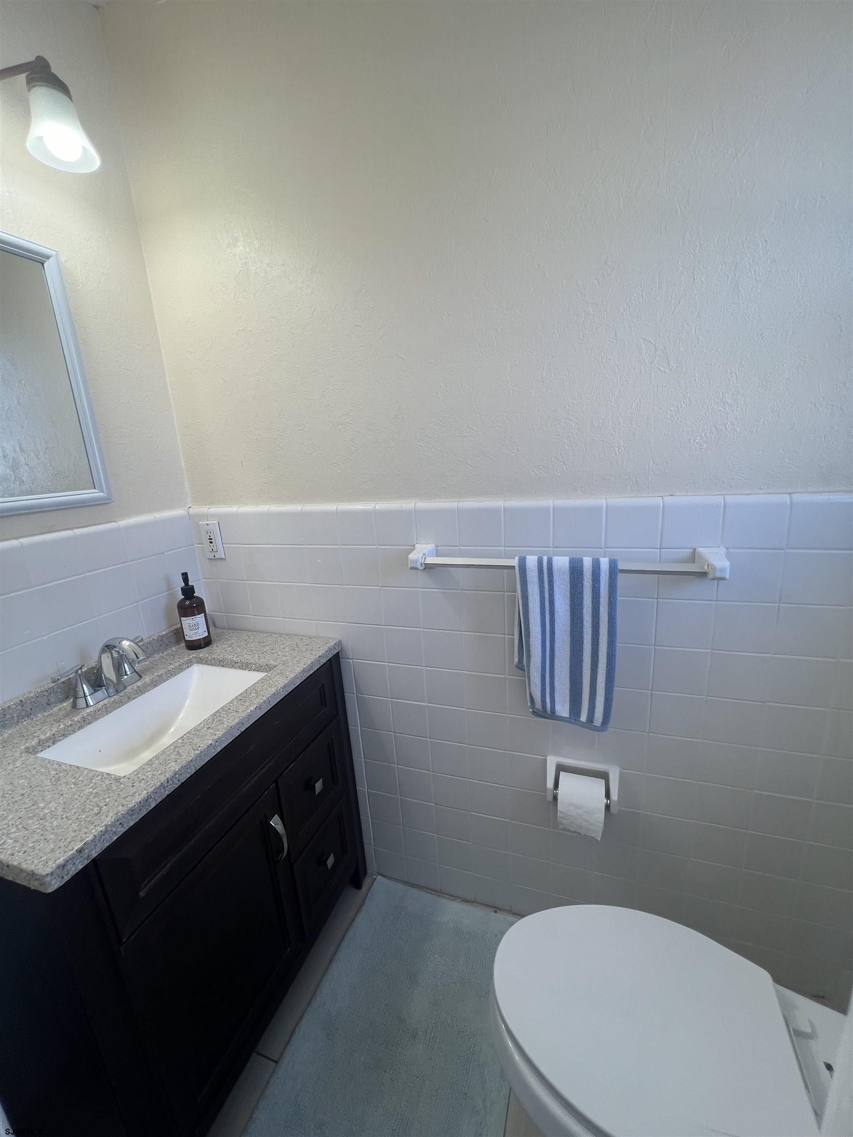 239 N Derby Ave