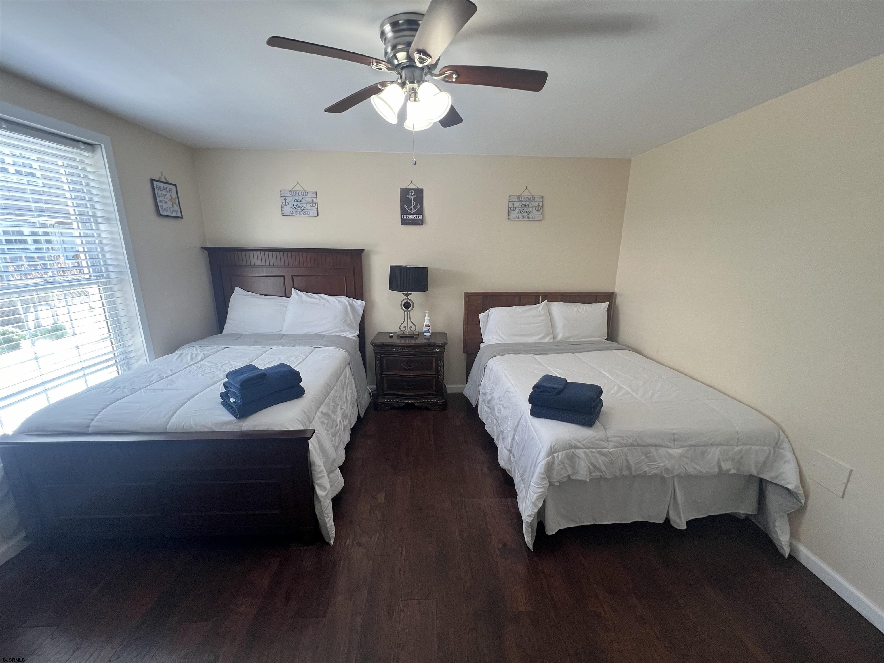 239 N Derby Ave