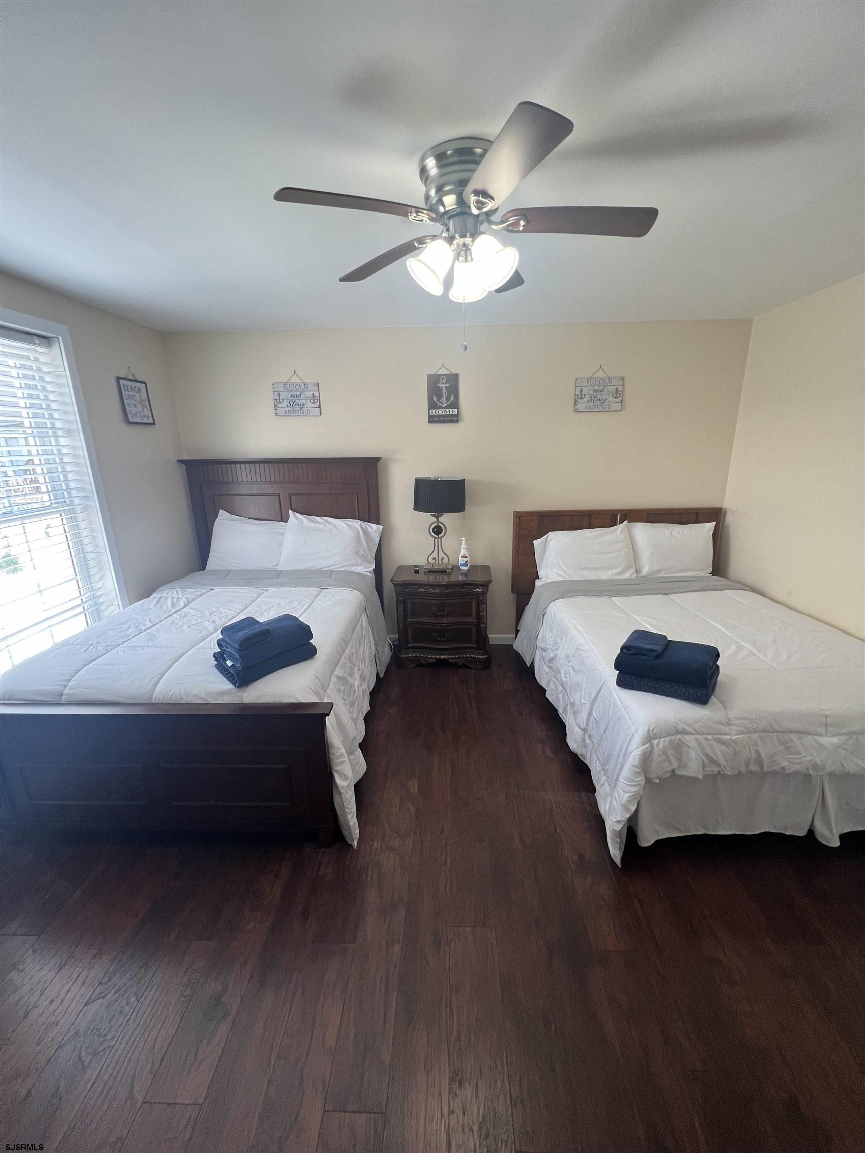 239 N Derby Ave