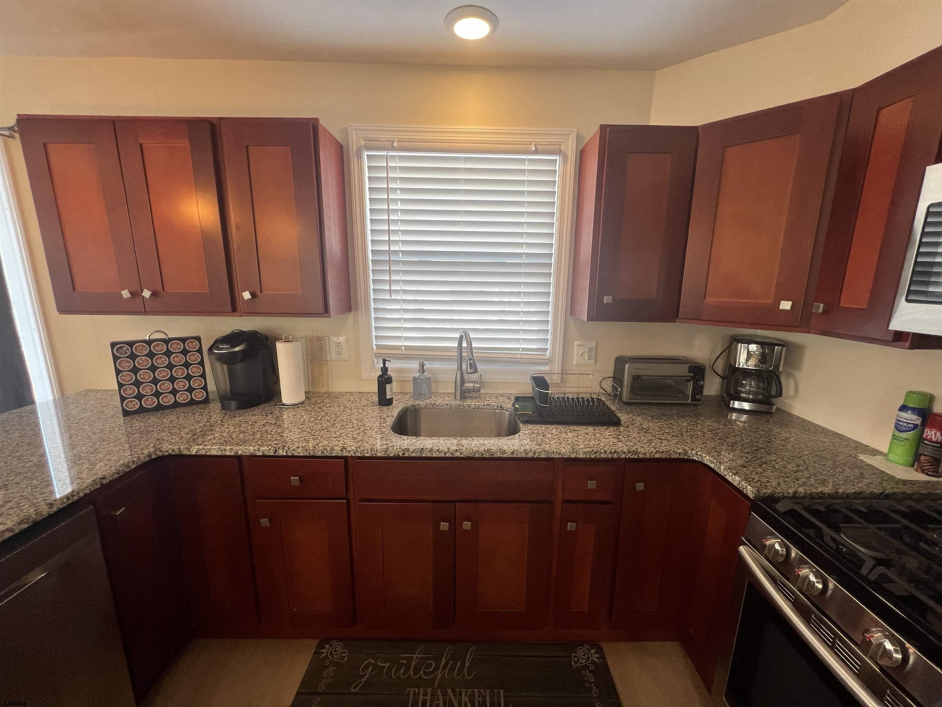 239 N Derby Ave