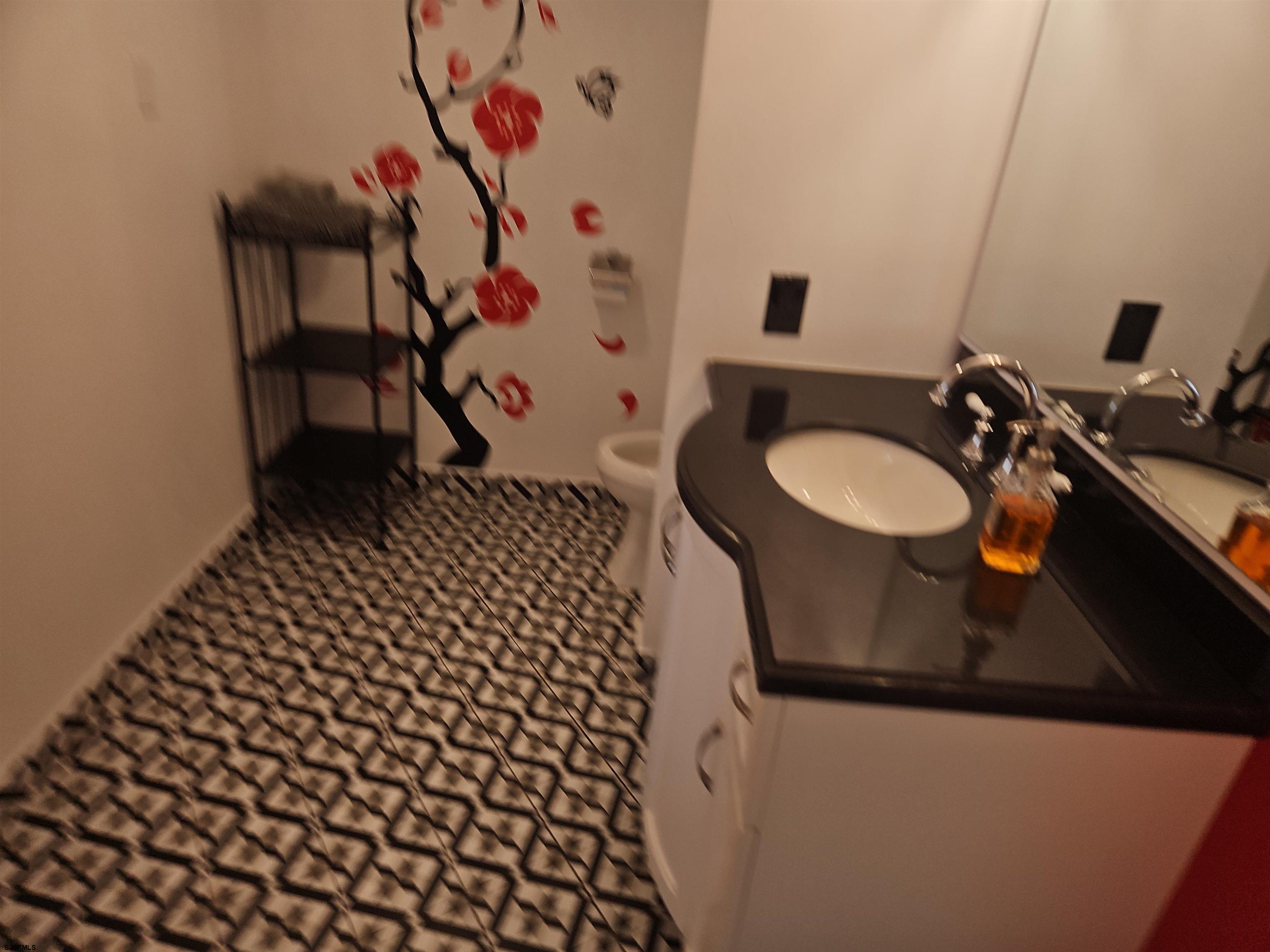 1515 Boardwalk Unit: 2407