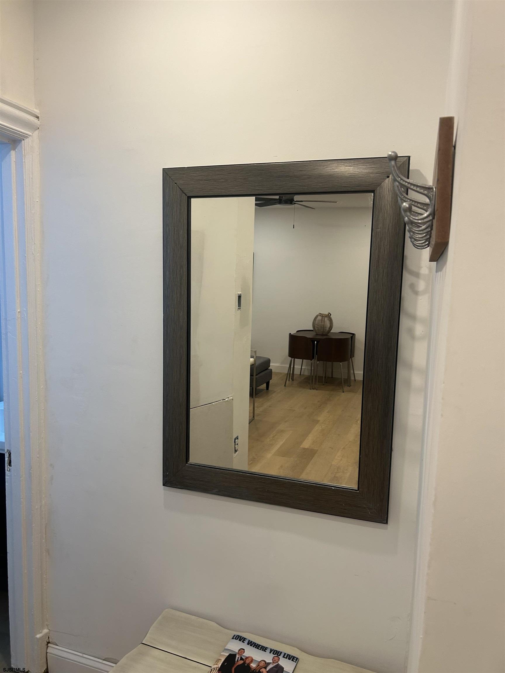 37 S Iowa Ave Unit: 1J