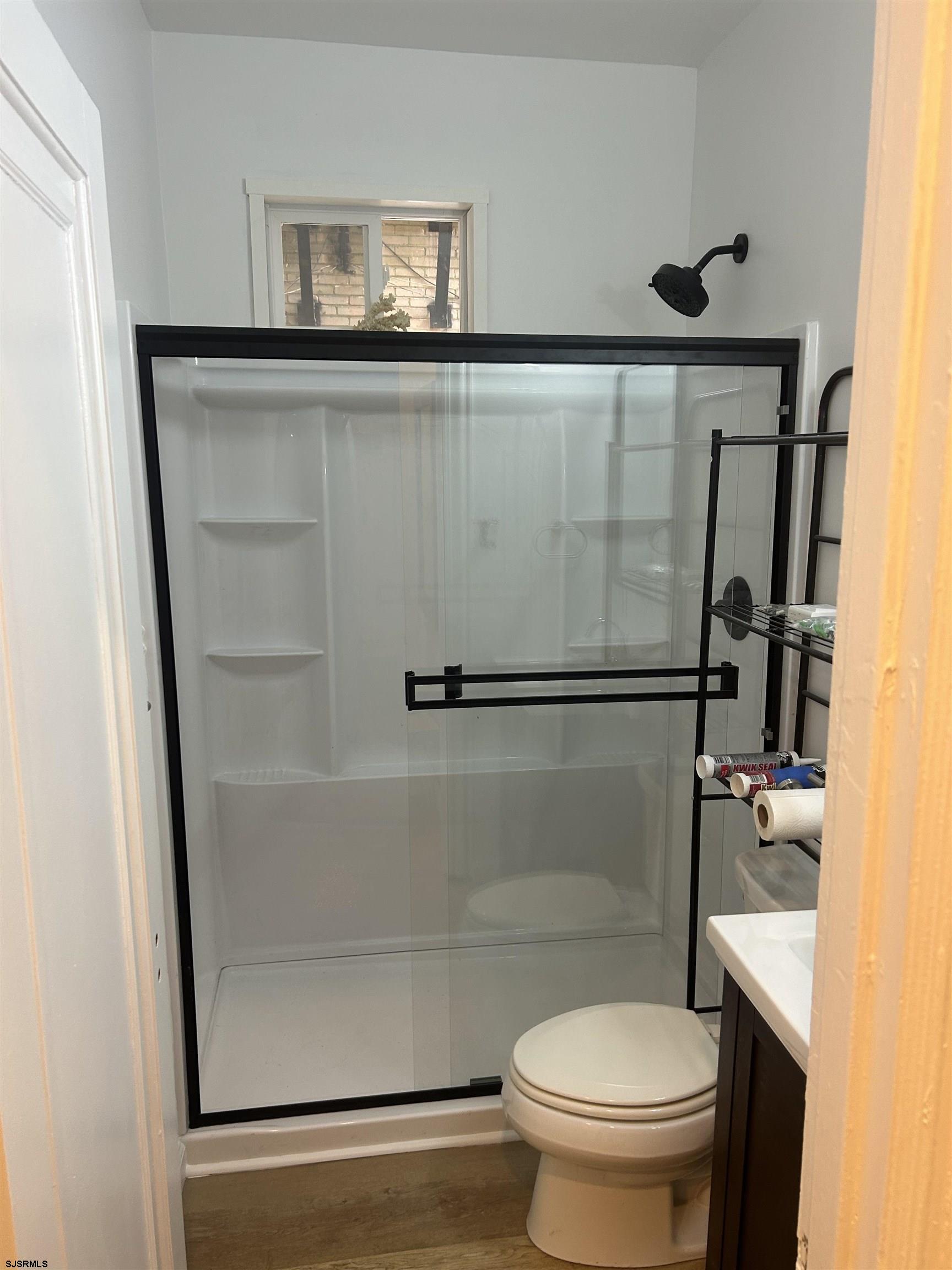 37 S Iowa Ave Unit: 1J
