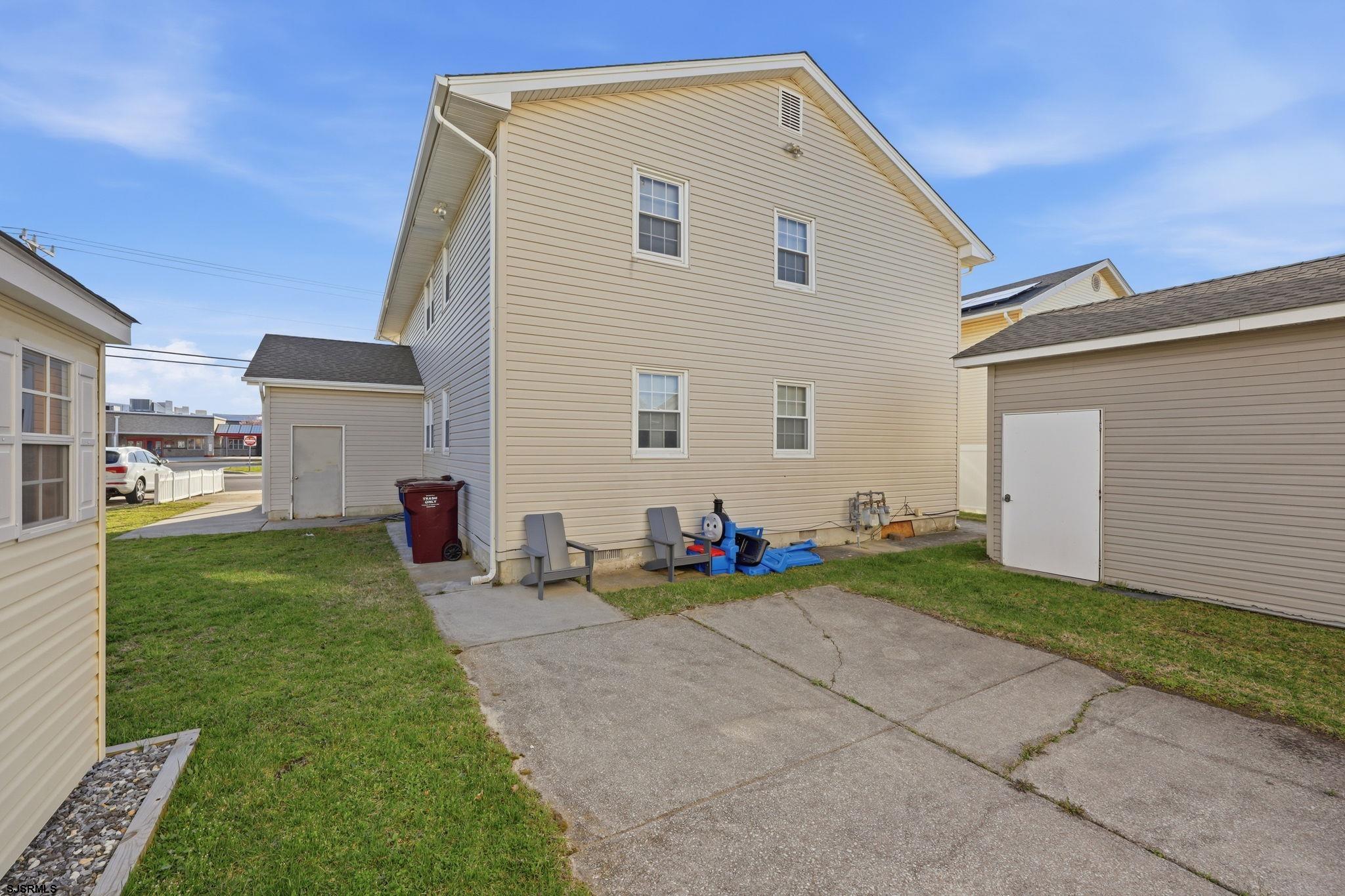 323 N Lafayette Ave Unit: 2nd floor