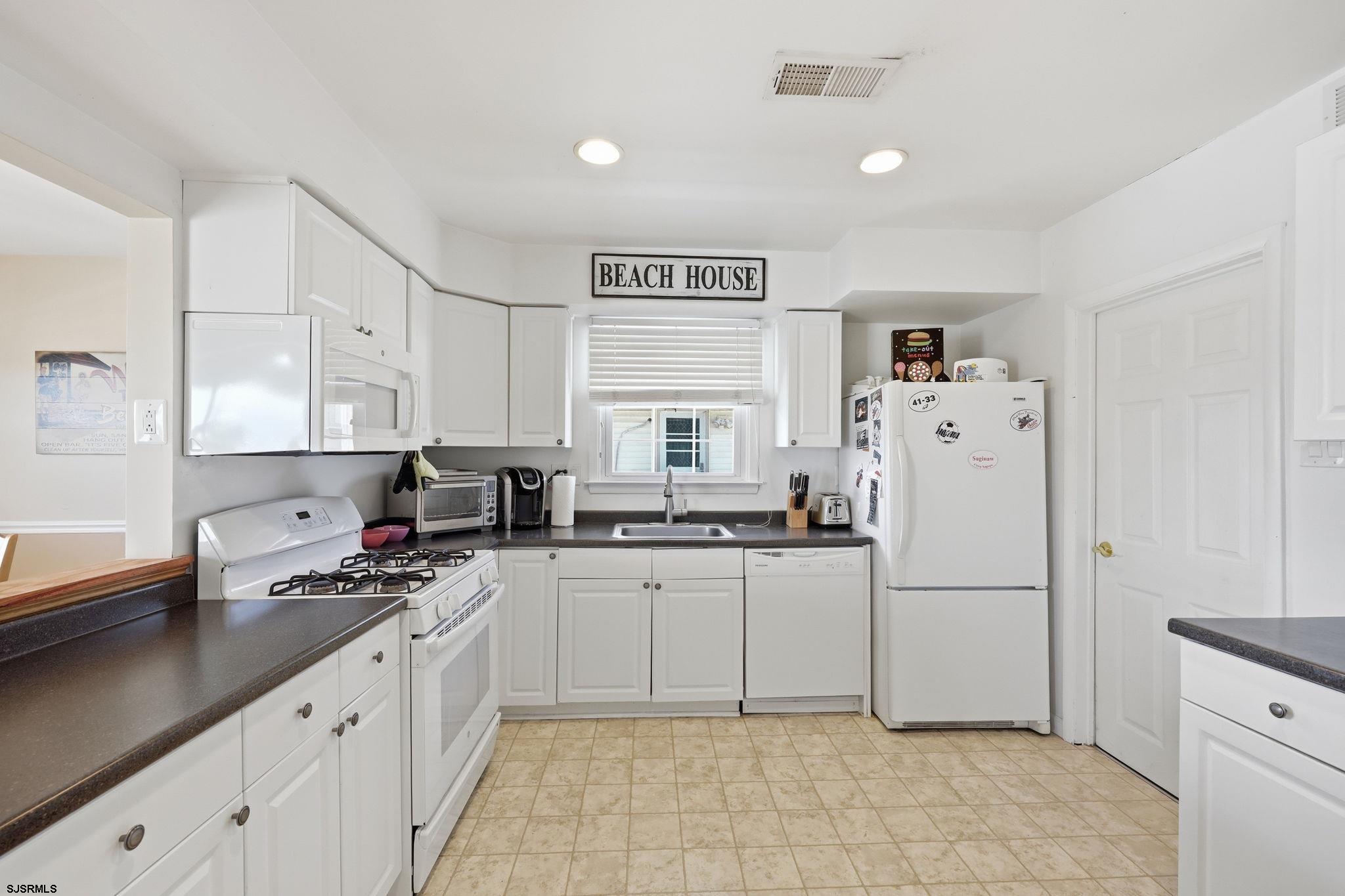 323 N Lafayette Ave Unit: 2nd floor
