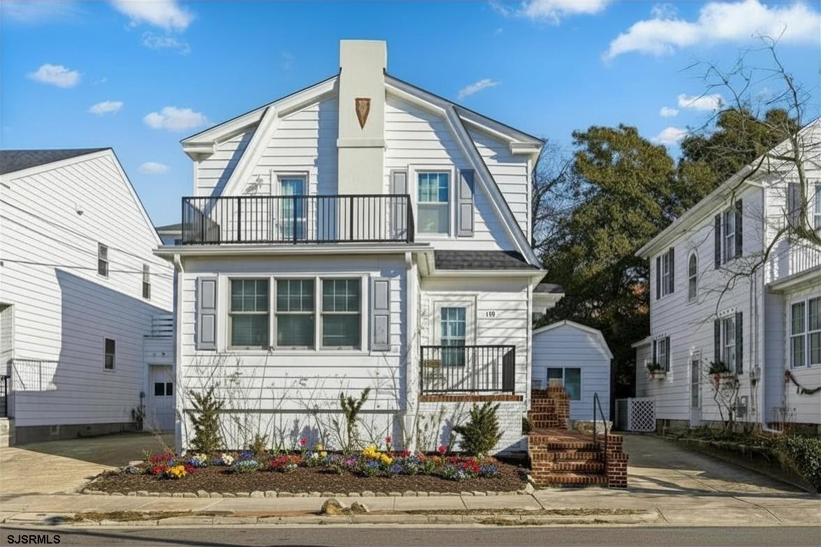 119 N Clermont Ave