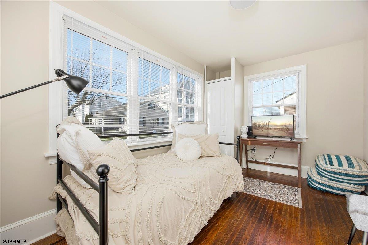119 N Clermont Ave