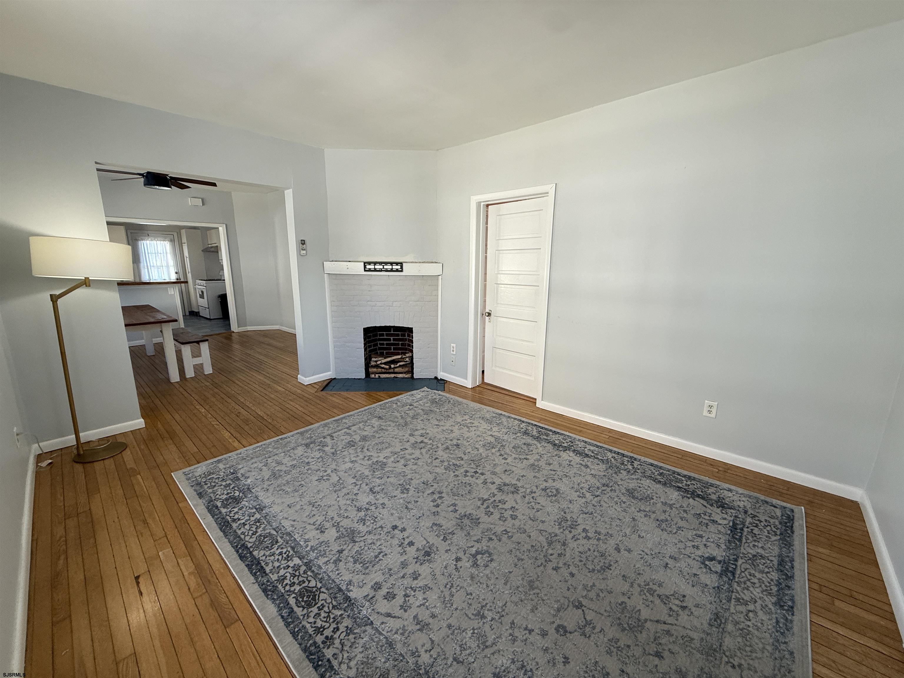 3 N Wissahickon Ave