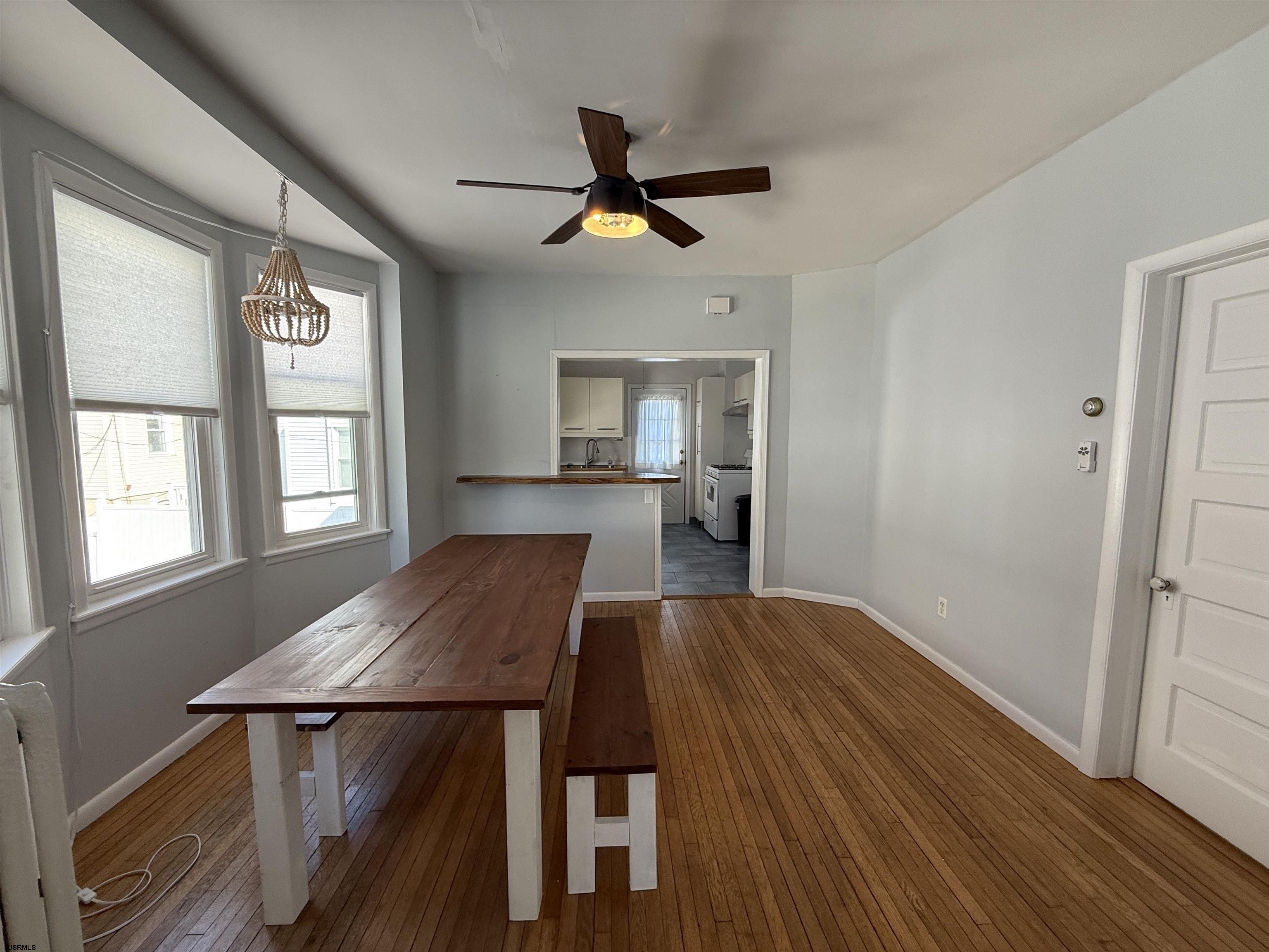 3 N Wissahickon Ave