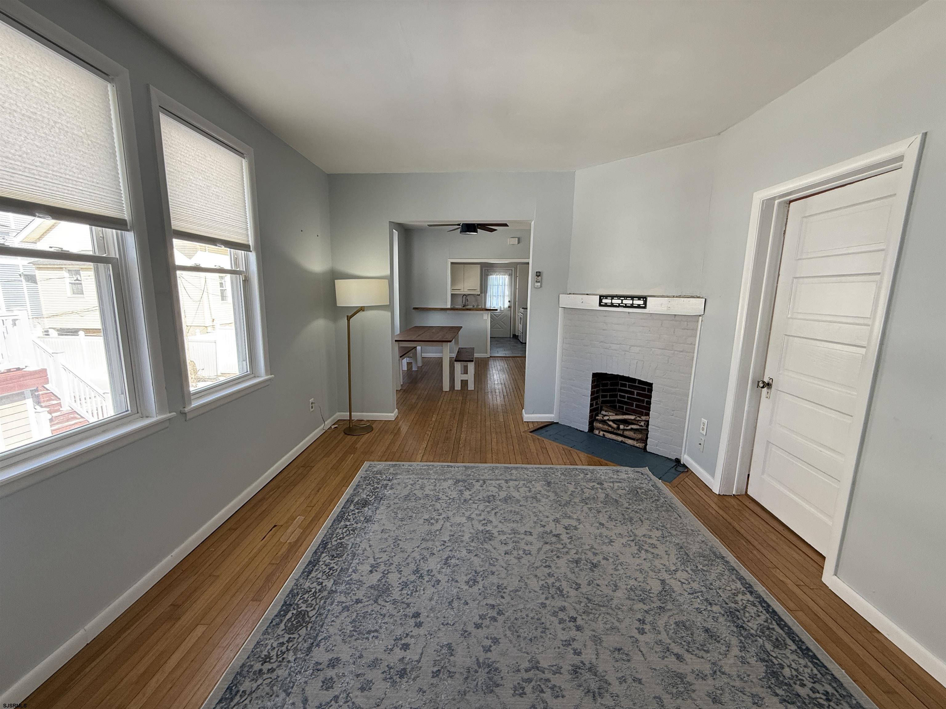 3 N Wissahickon Ave