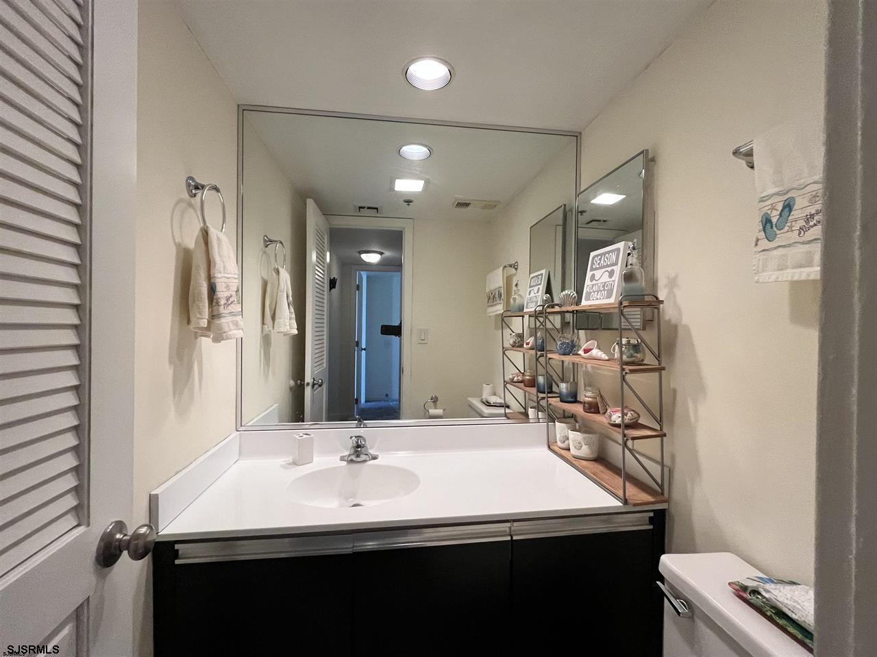 3851 Boardwalk Unit: 2708 (PH108)