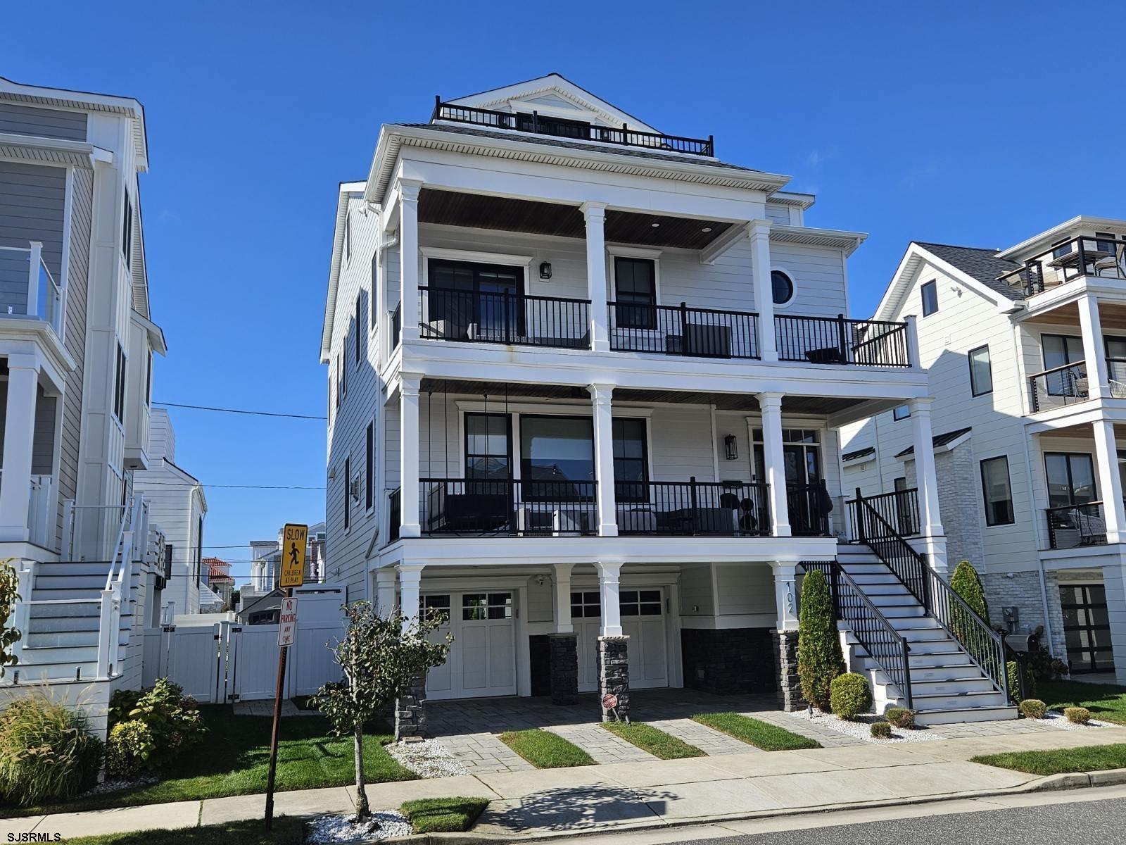 102 S Essex Ave