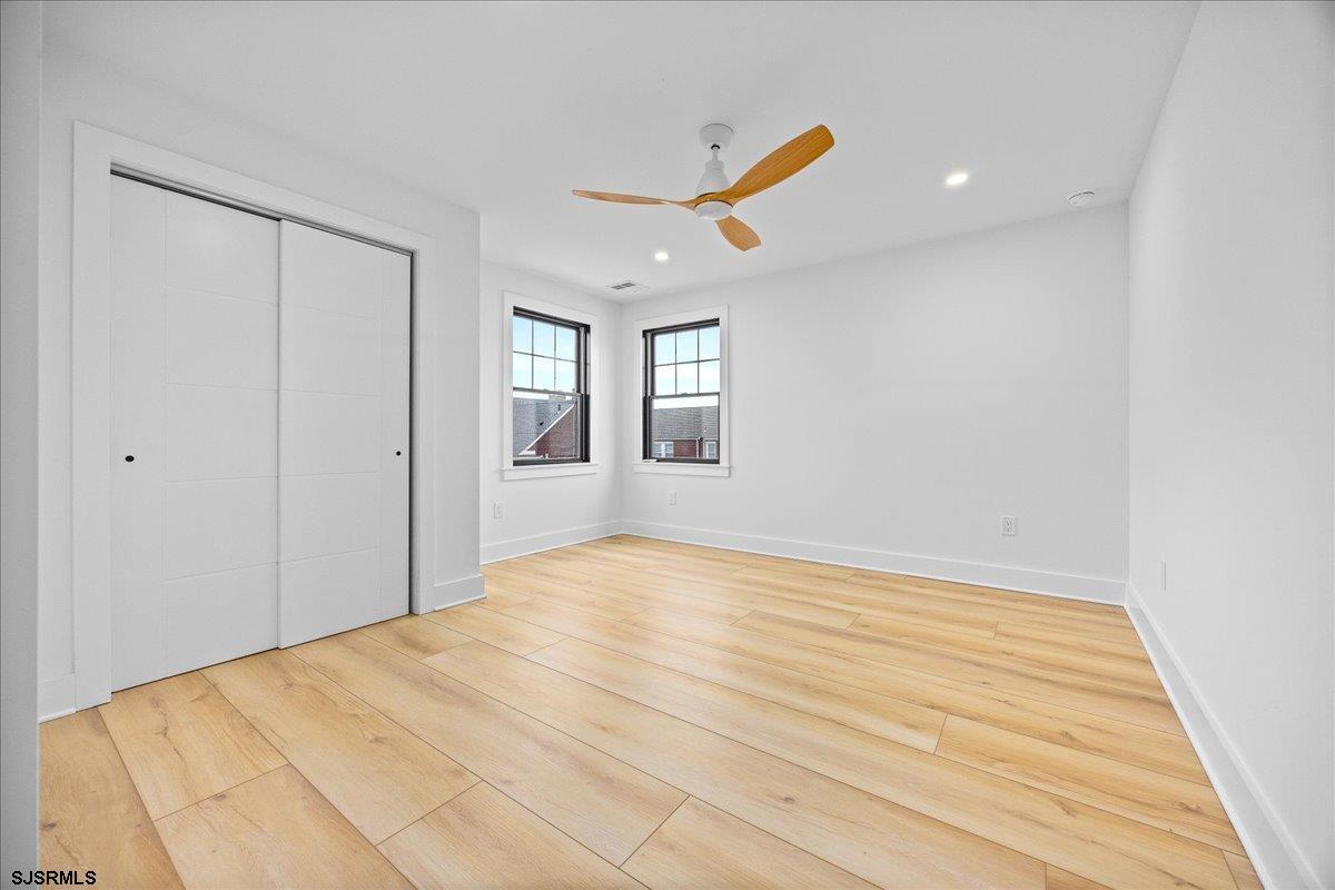 2 N Pembroke Ave